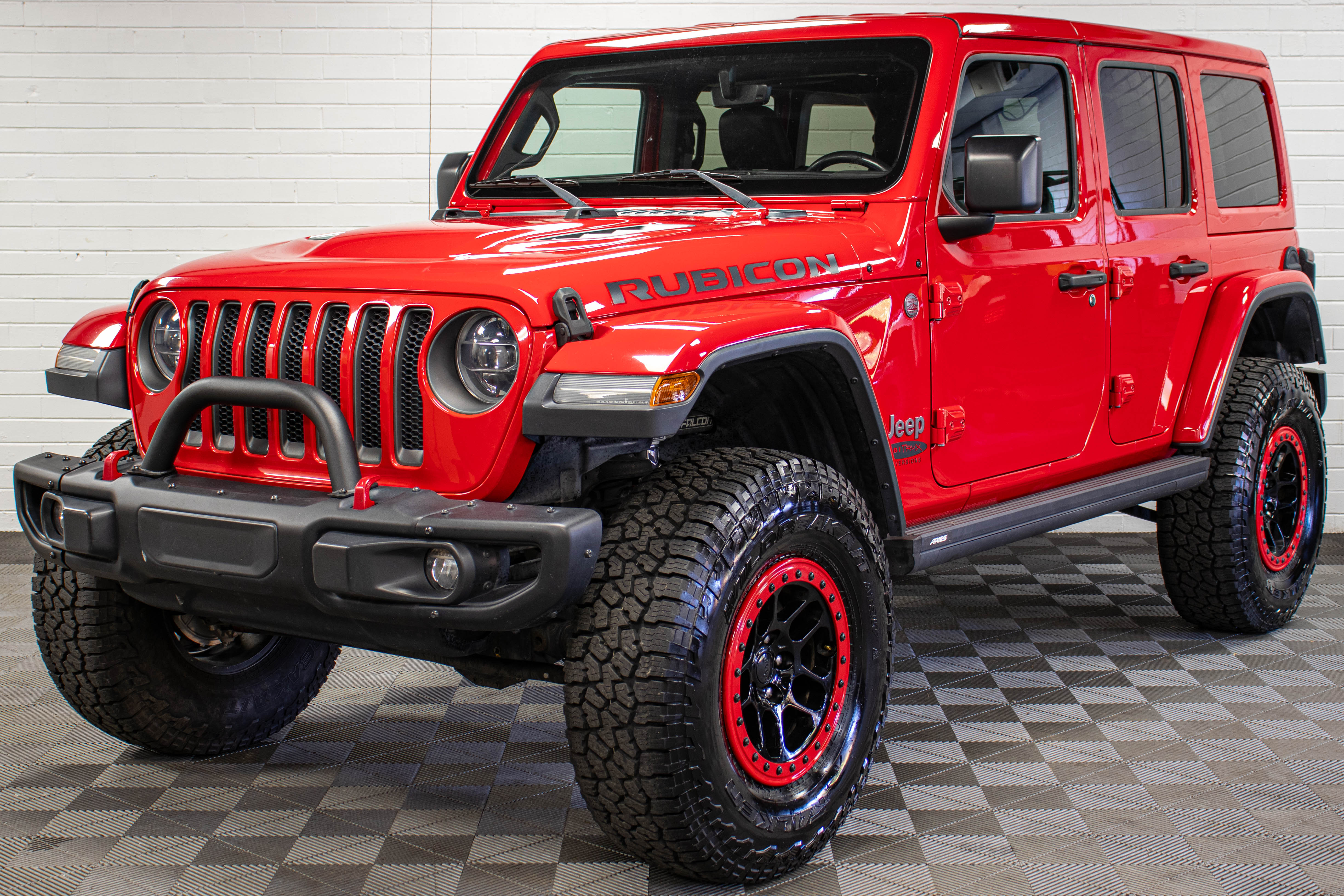 Pre-Owned 2018 Jeep Wrangler JL Unlimited Rubicon Hard Top Firecracker Red, 85k Miles