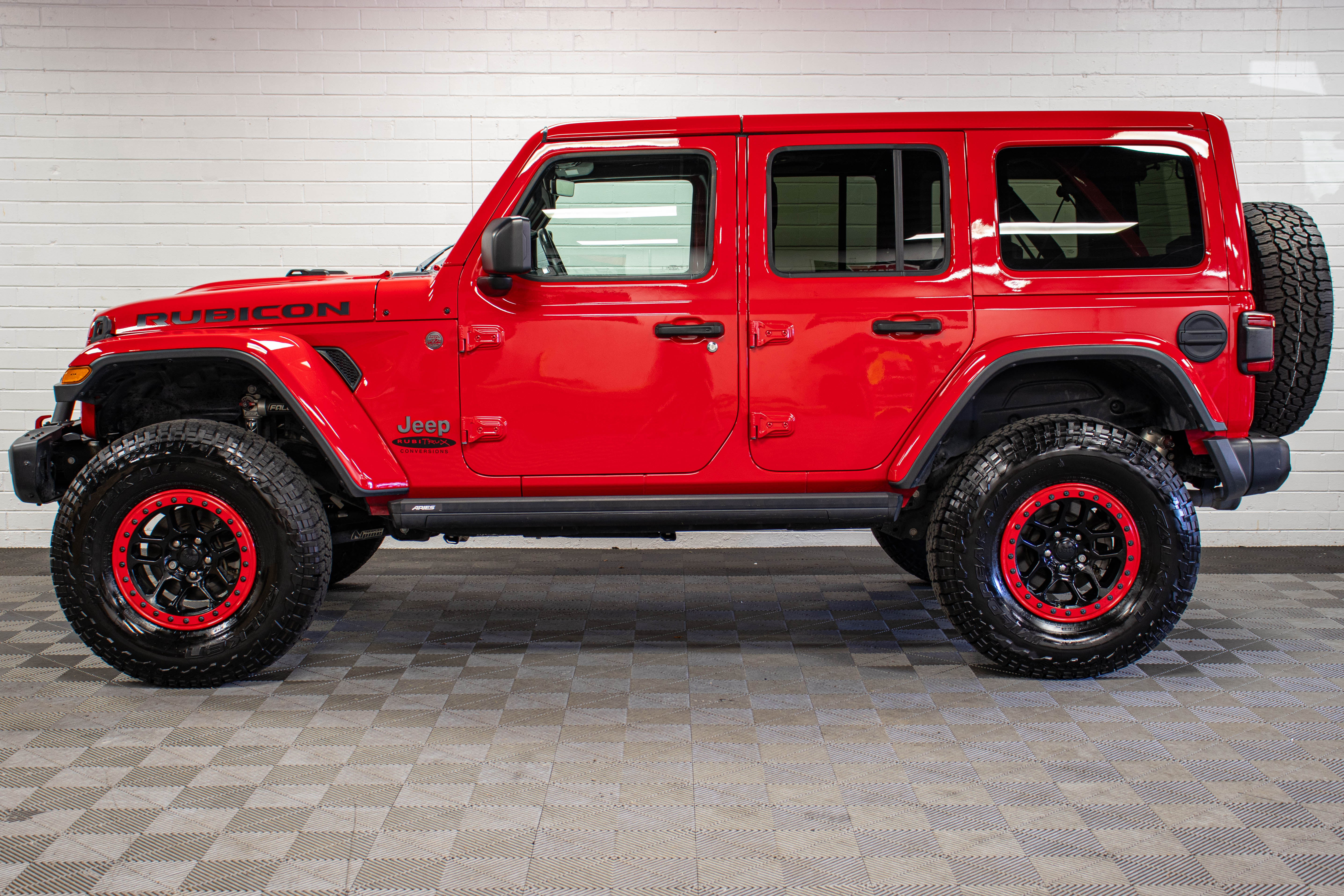Pre-Owned 2018 Jeep Wrangler JL Unlimited Rubicon Hard Top Firecracker Red, 85k Miles
