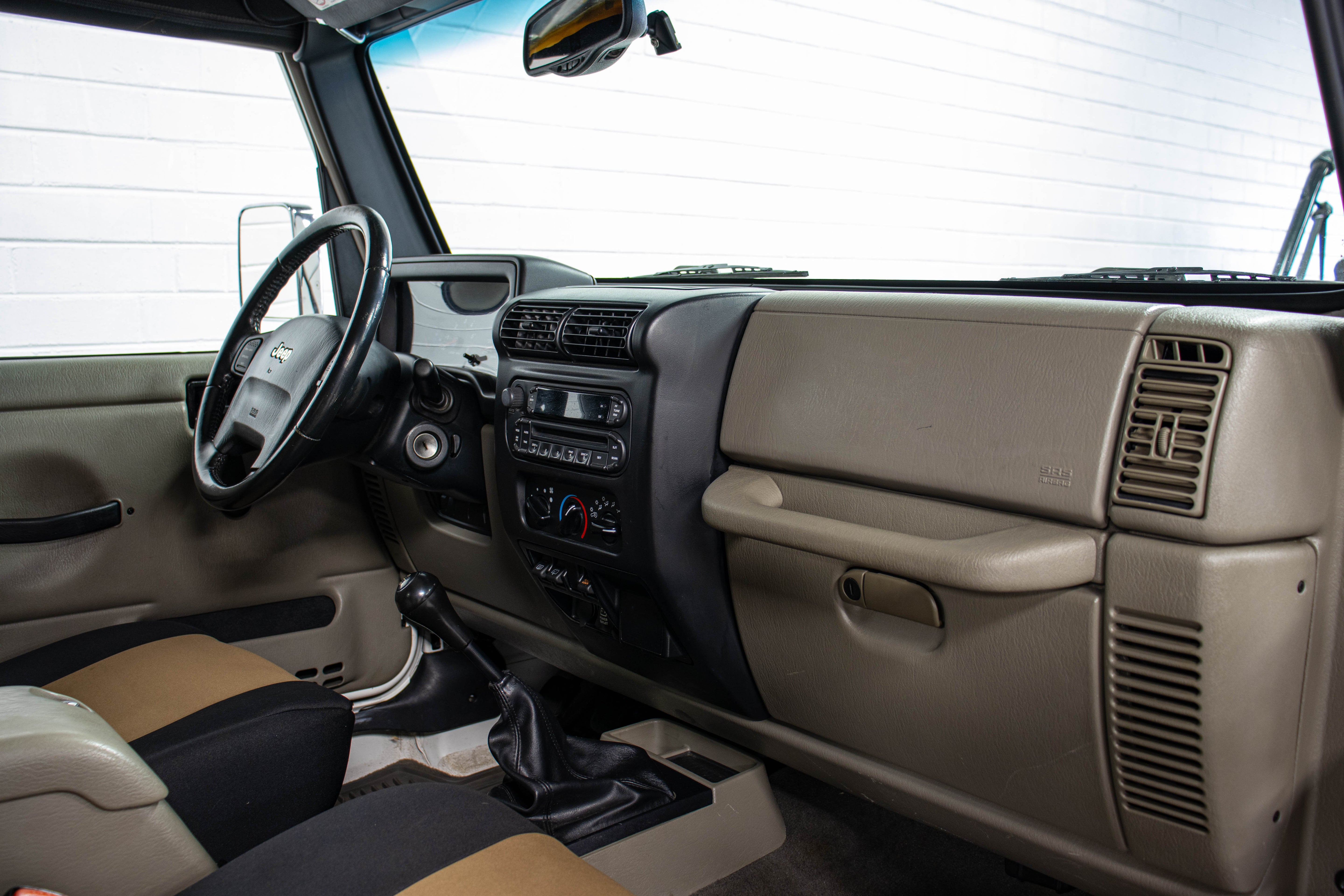 Pre-Owned 2005 Jeep Wrangler TJ Rubicon Hard Top Stone White - SOLD