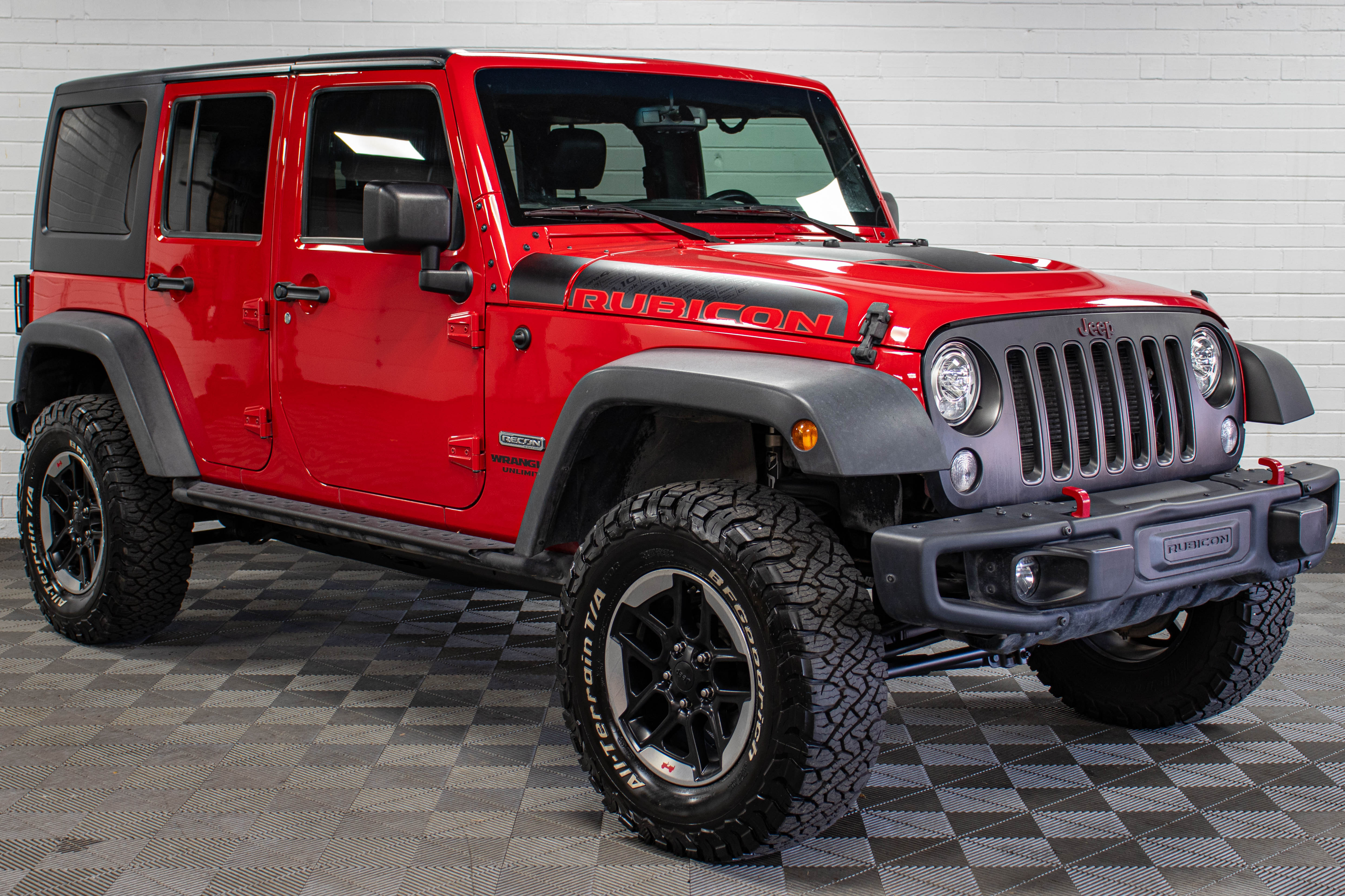 Pre-Owned 2017 Jeep Wrangler JK Unlimited Rubicon Recon Hard Top Firecracker Red, 52k Miles