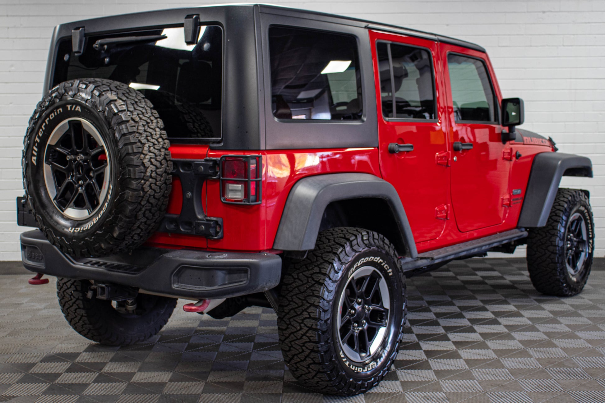 Pre-Owned 2017 Jeep Wrangler JK Unlimited Rubicon Recon Hard Top Firecracker Red, 52k Miles
