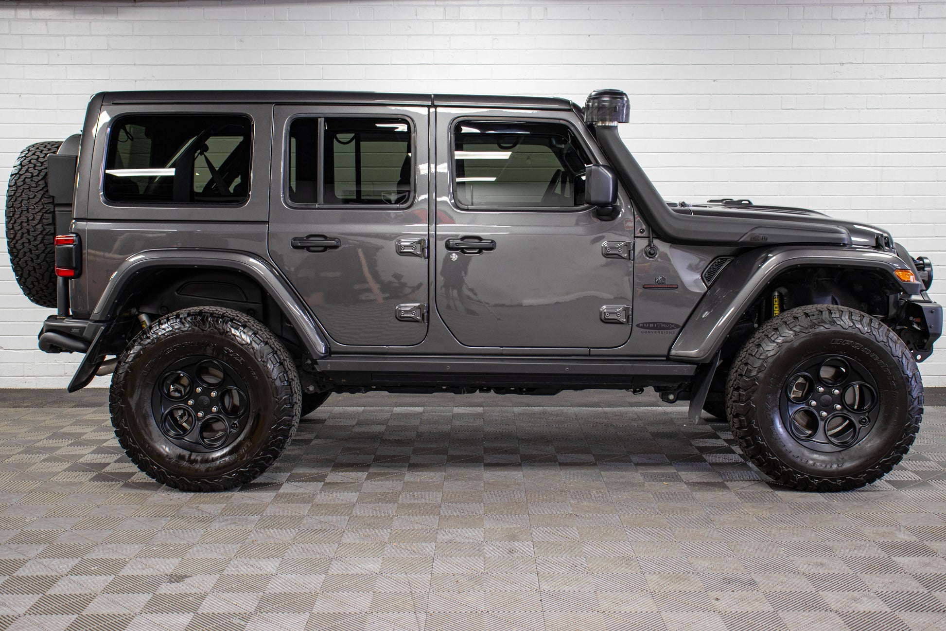 Pre-Owned 2021 Jeep Wrangler JL Unlimited Rubicon AEV JL370 Hard Top Granite Crystal - SOLD