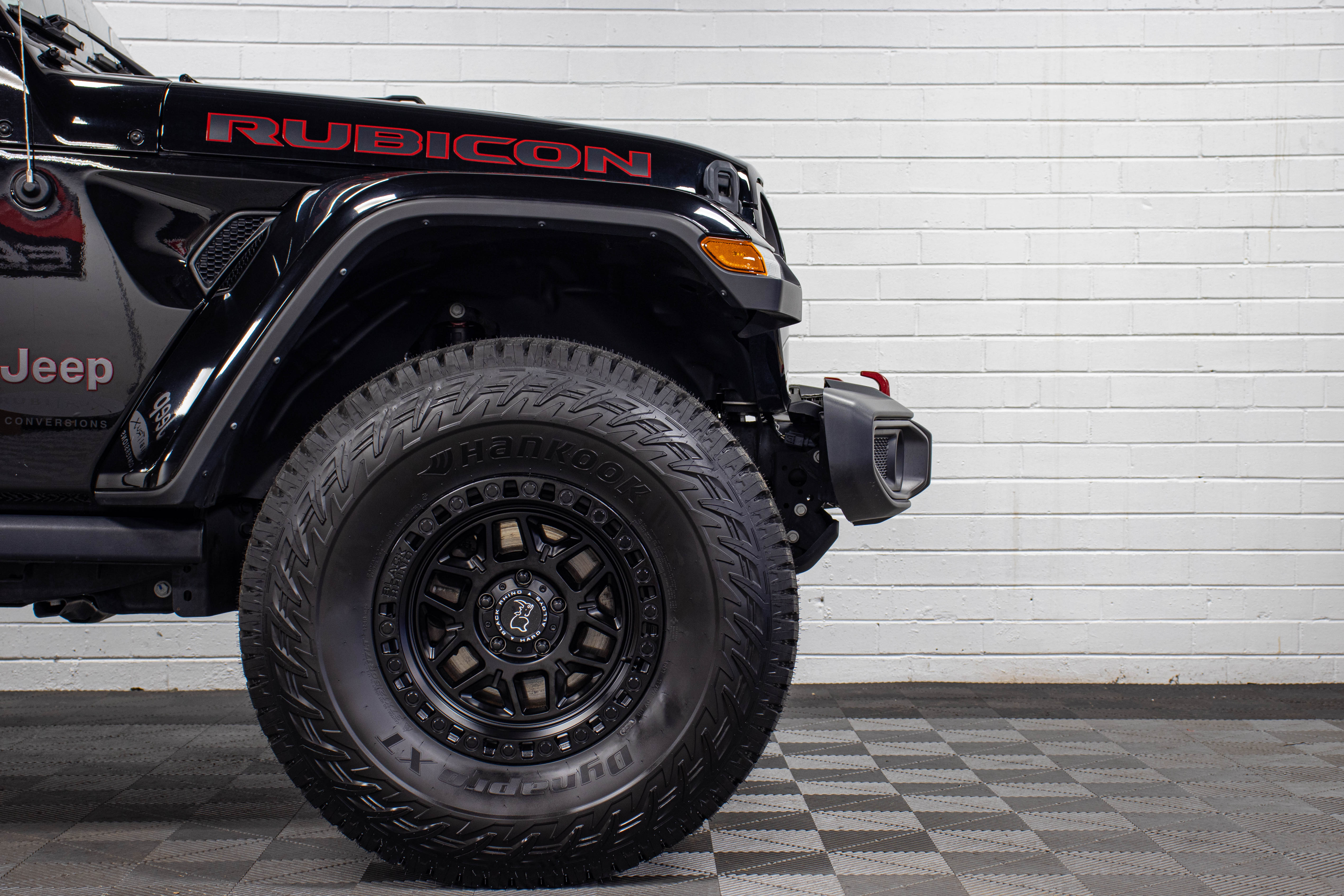 Pre-Owned 2023 Jeep Gladiator JT Rubicon Hard Top Black, 13k Miles