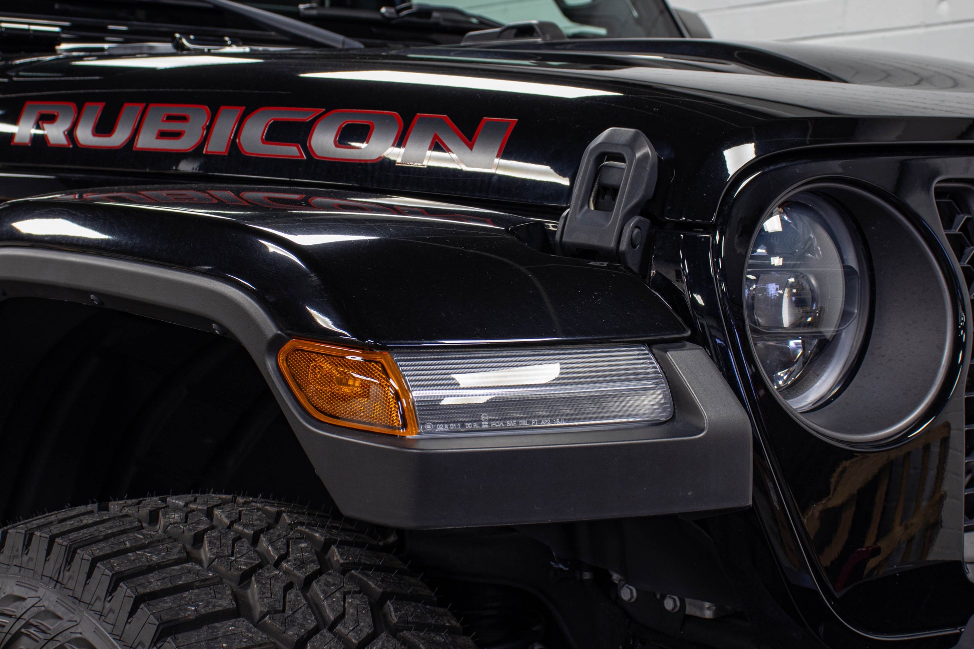 Pre-Owned 2023 Jeep Gladiator JT Rubicon Hard Top Black, 13k Miles