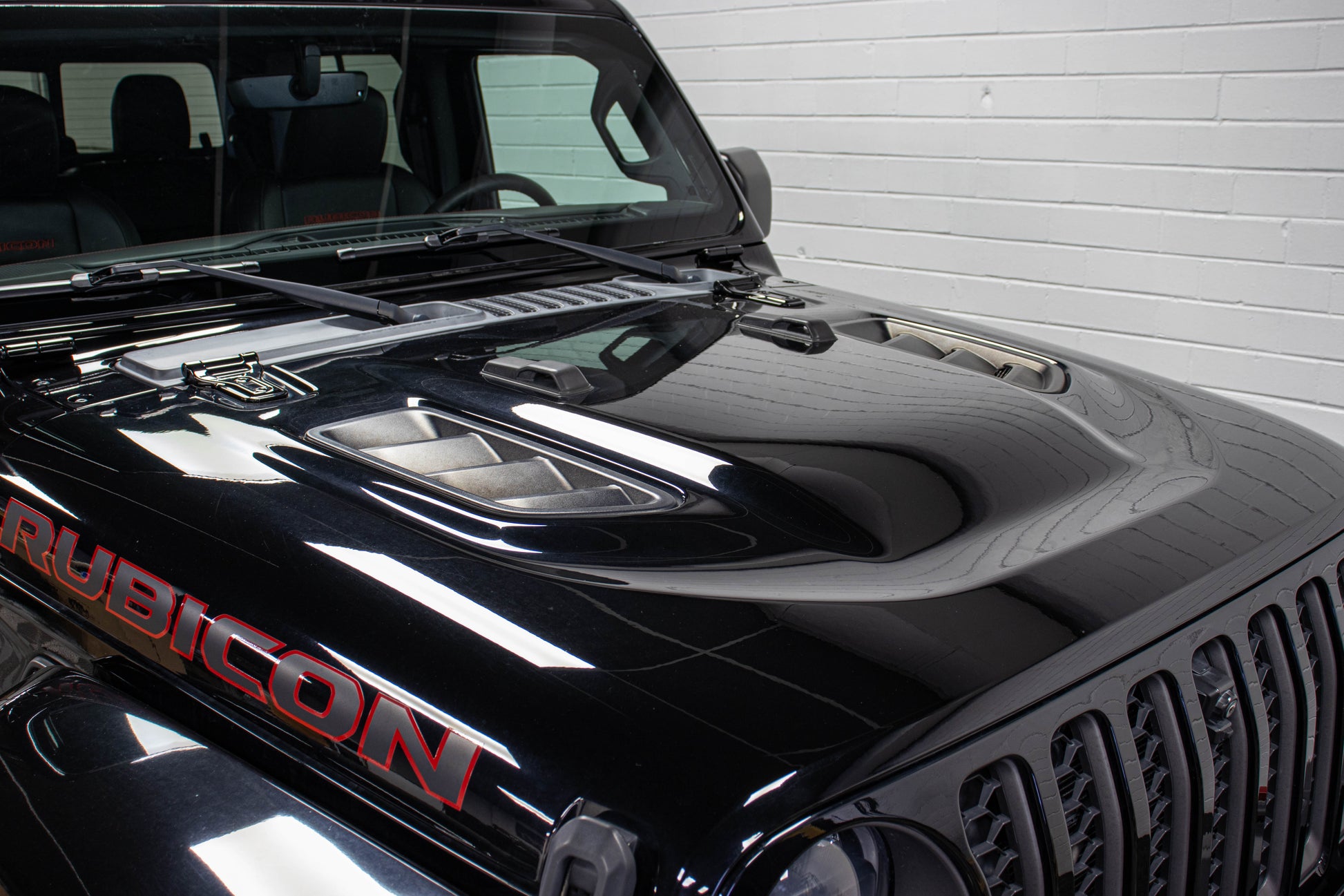 Pre-Owned 2023 Jeep Gladiator JT Rubicon Hard Top Black, 13k Miles