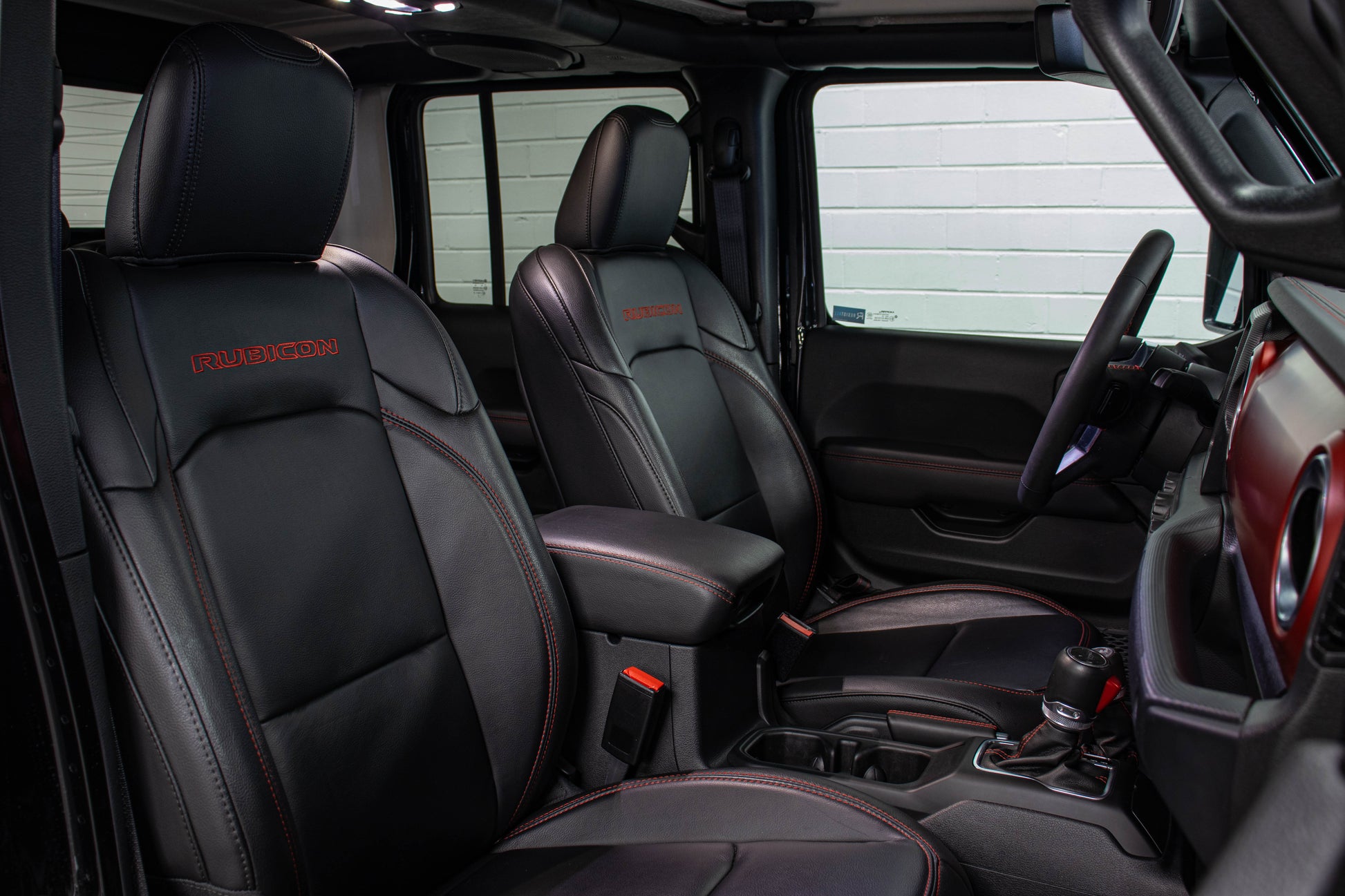 Pre-Owned 2023 Jeep Gladiator JT Rubicon Hard Top Black, 13k Miles