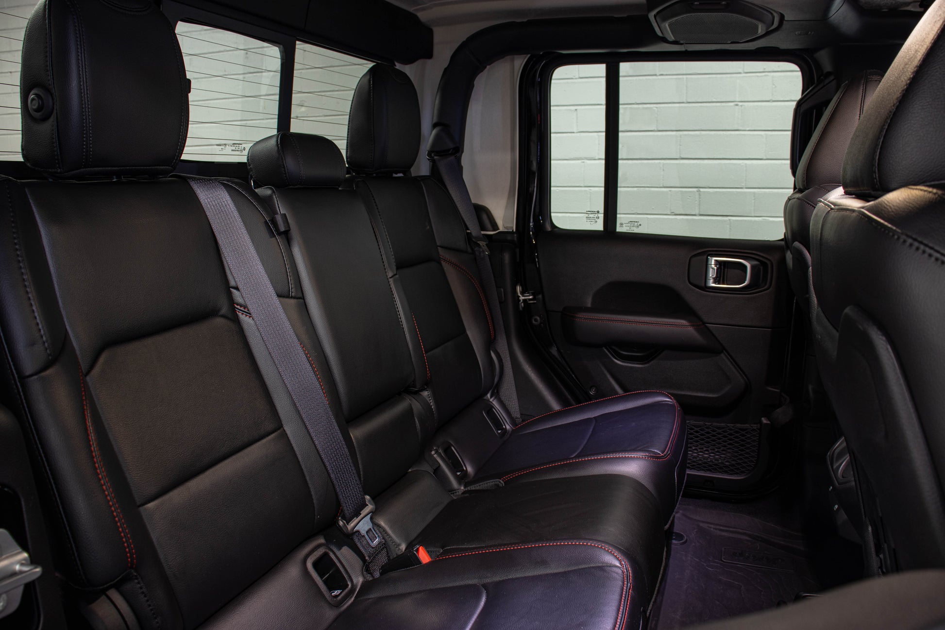 Pre-Owned 2023 Jeep Gladiator JT Rubicon Hard Top Black, 13k Miles