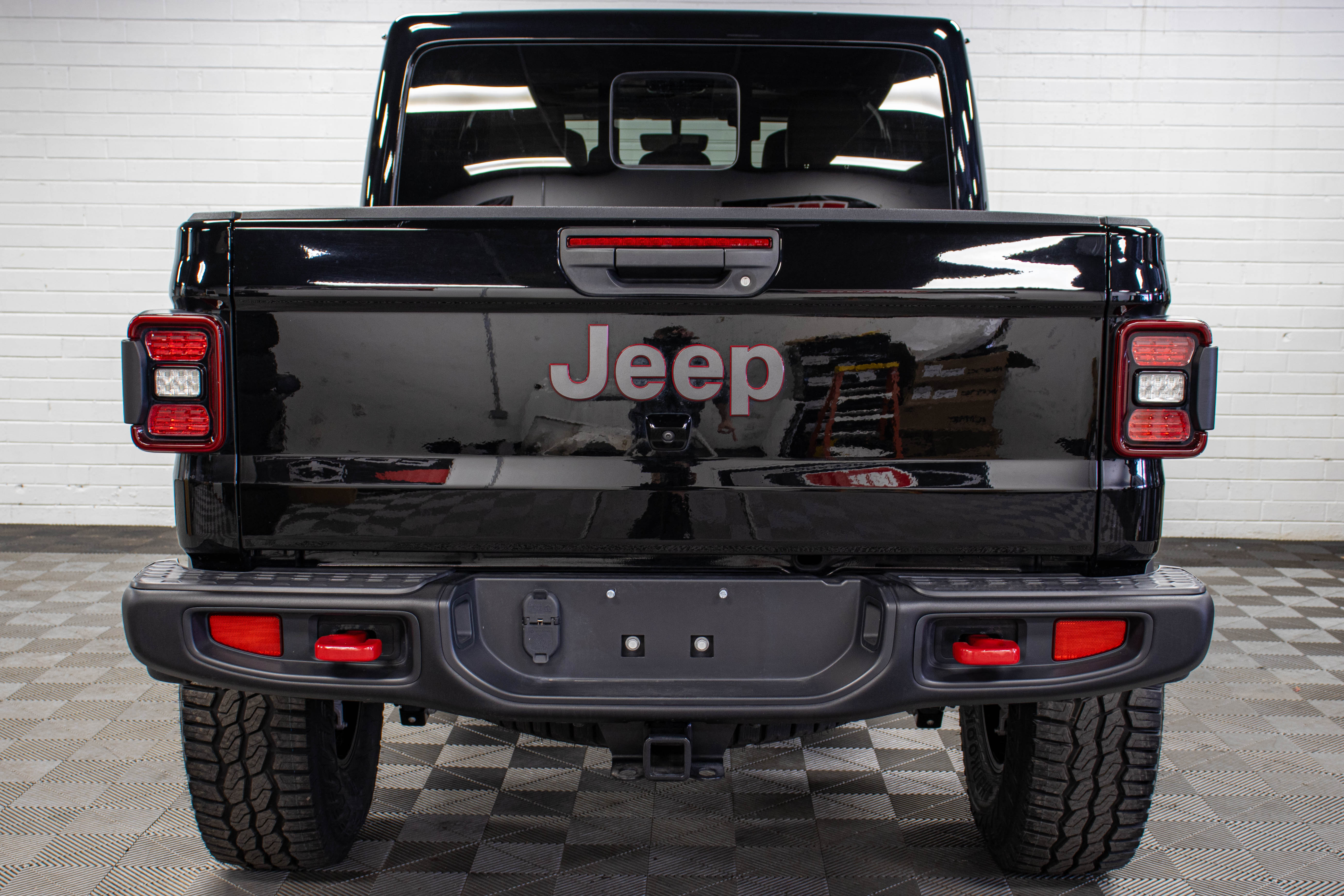 Pre-Owned 2023 Jeep Gladiator JT Rubicon Hard Top Black, 13k Miles