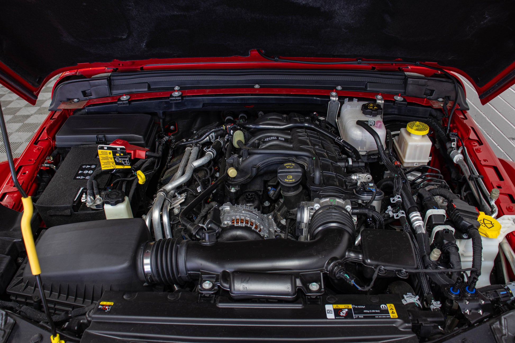 Pre-Owned 2023 Jeep Gladiator JT Rubicon Hard Top Red, 1k Miles