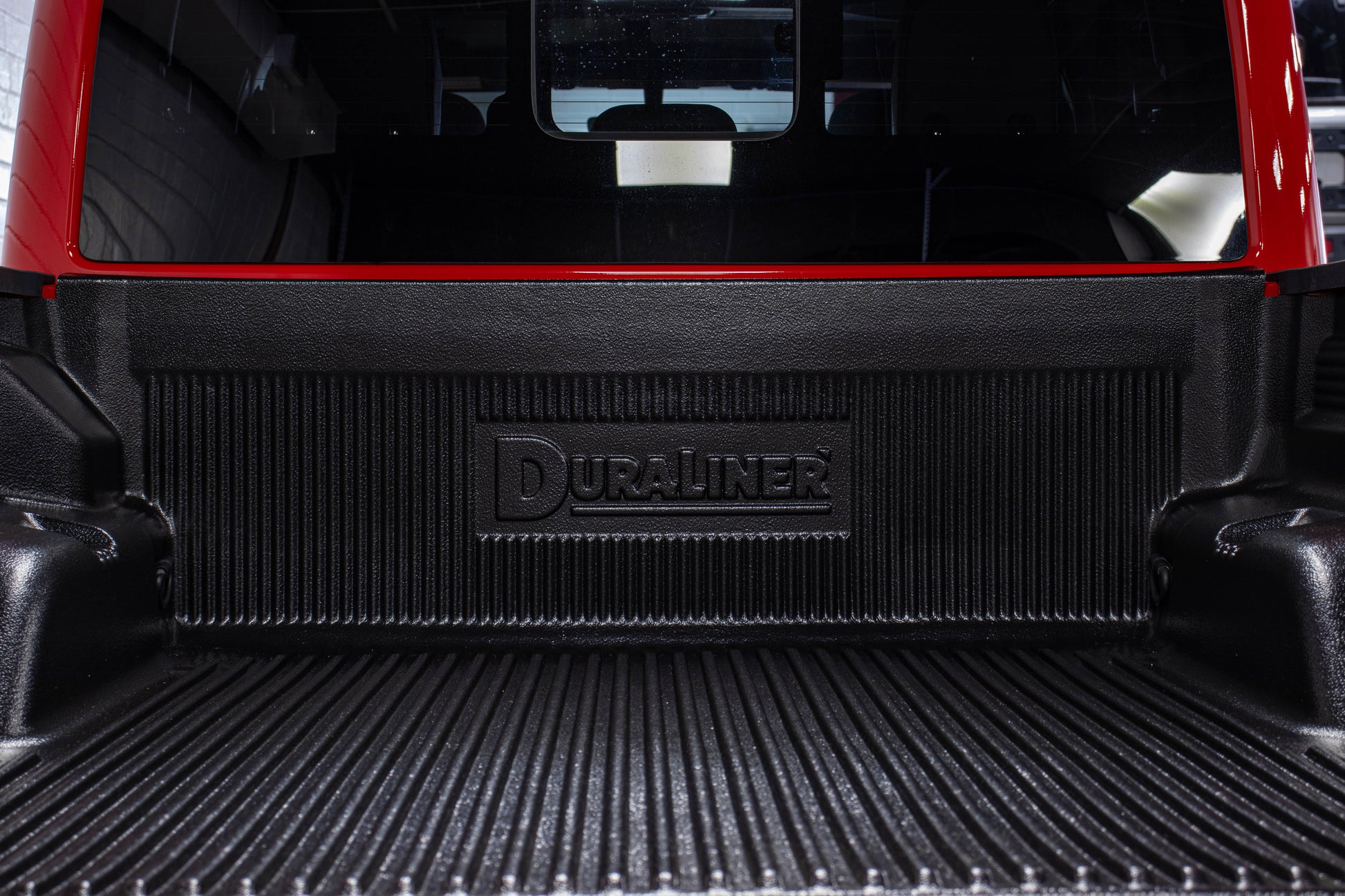 Pre-Owned 2023 Jeep Gladiator JT Rubicon Hard Top Red, 1k Miles