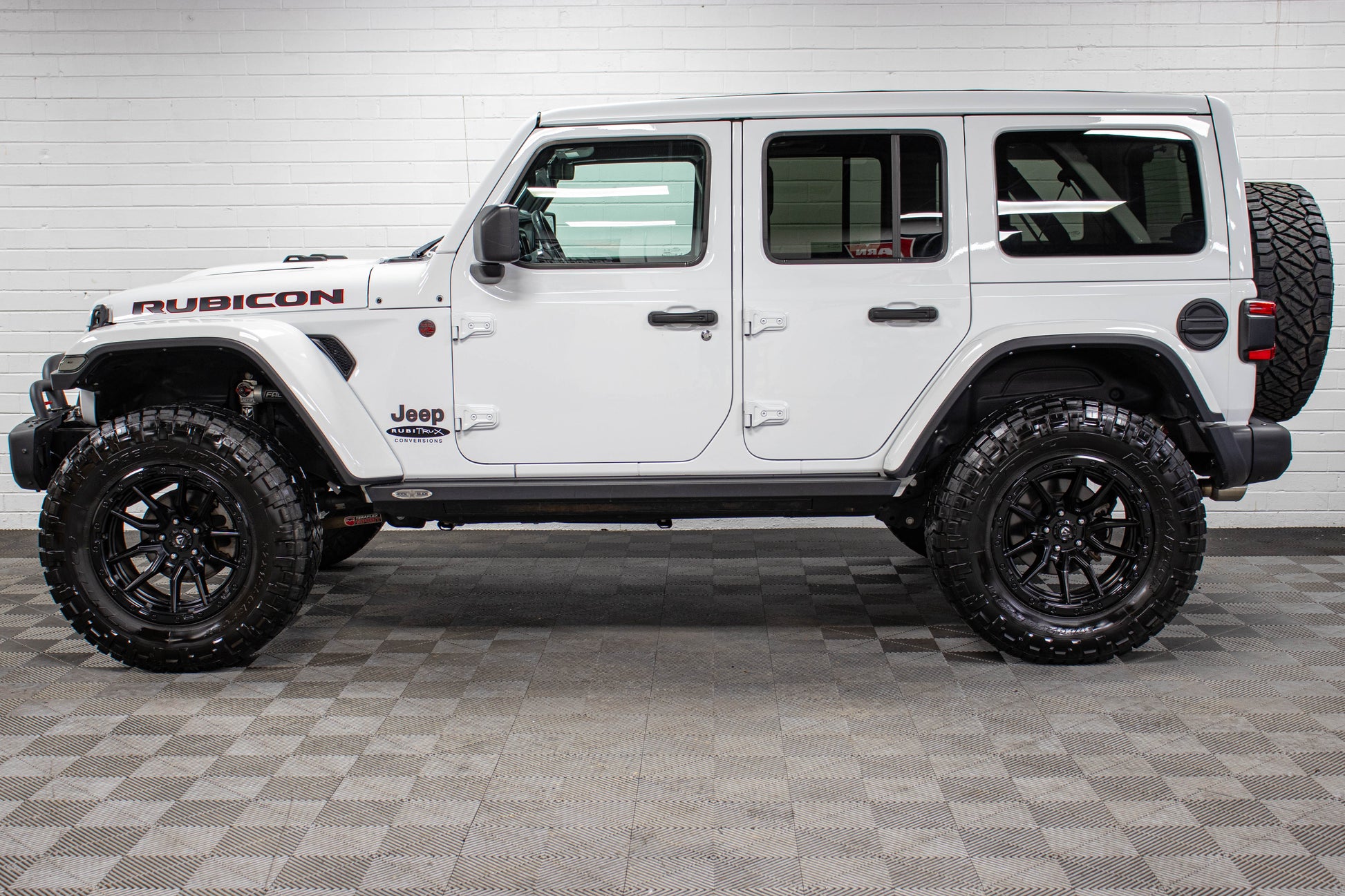 Pre-Owned 2022 Jeep Wrangler JL Unlimited Rubicon Power Top Bright White, 15k Miles