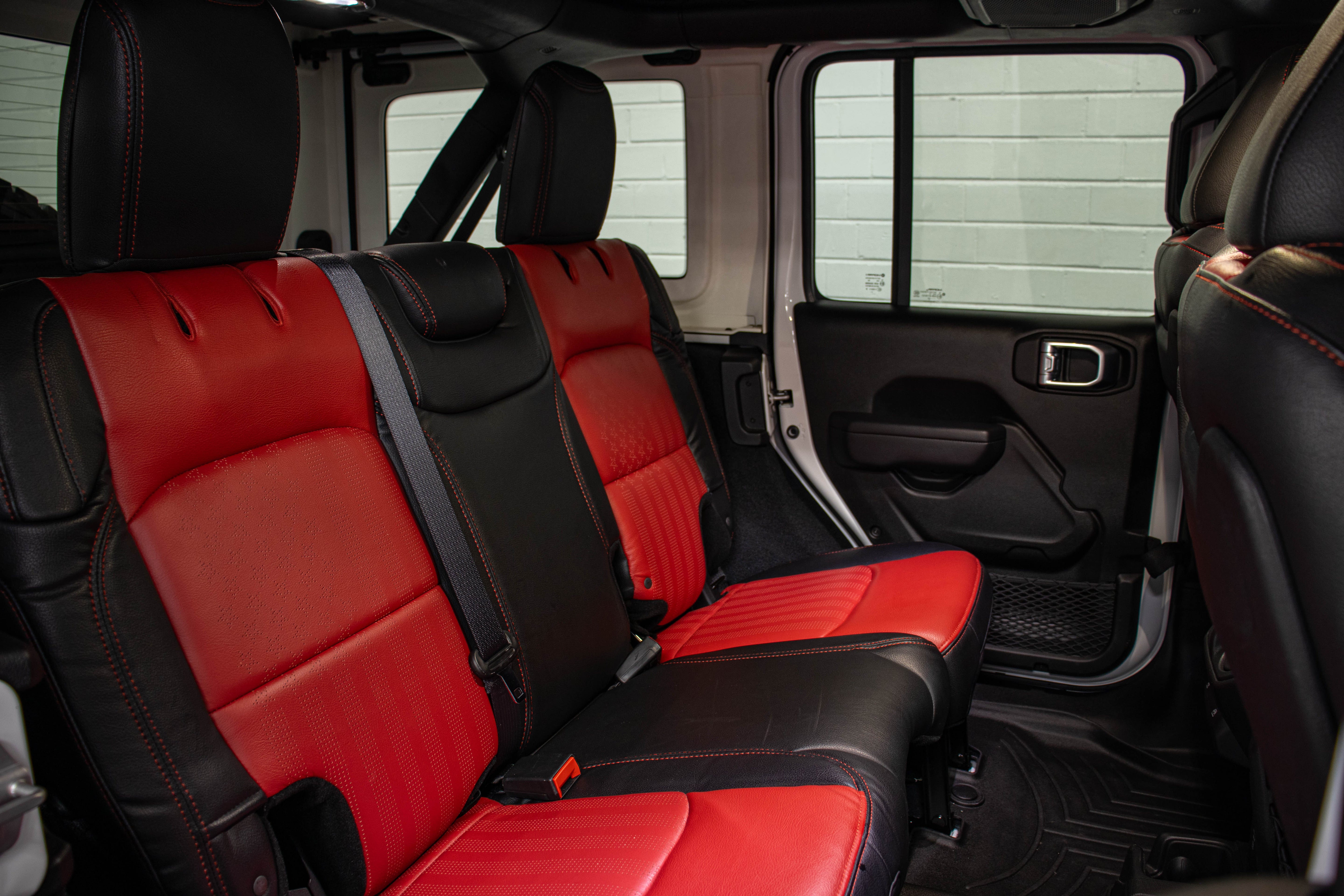 Pre-Owned 2022 Jeep Wrangler JL Unlimited Rubicon Power Top Bright White, 15k Miles