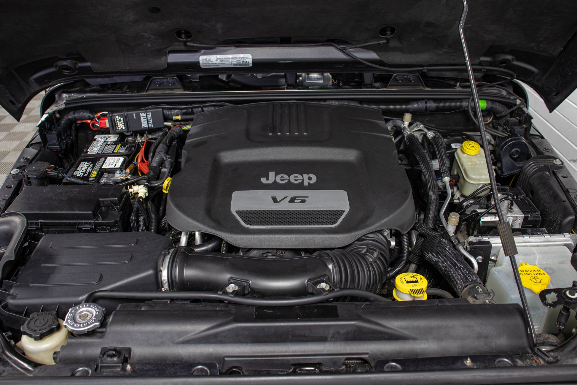 Pre-Owned 2016 Jeep Wrangler JK Unlimited Rubicon Hard Top Granite Crystal, 113k Miles