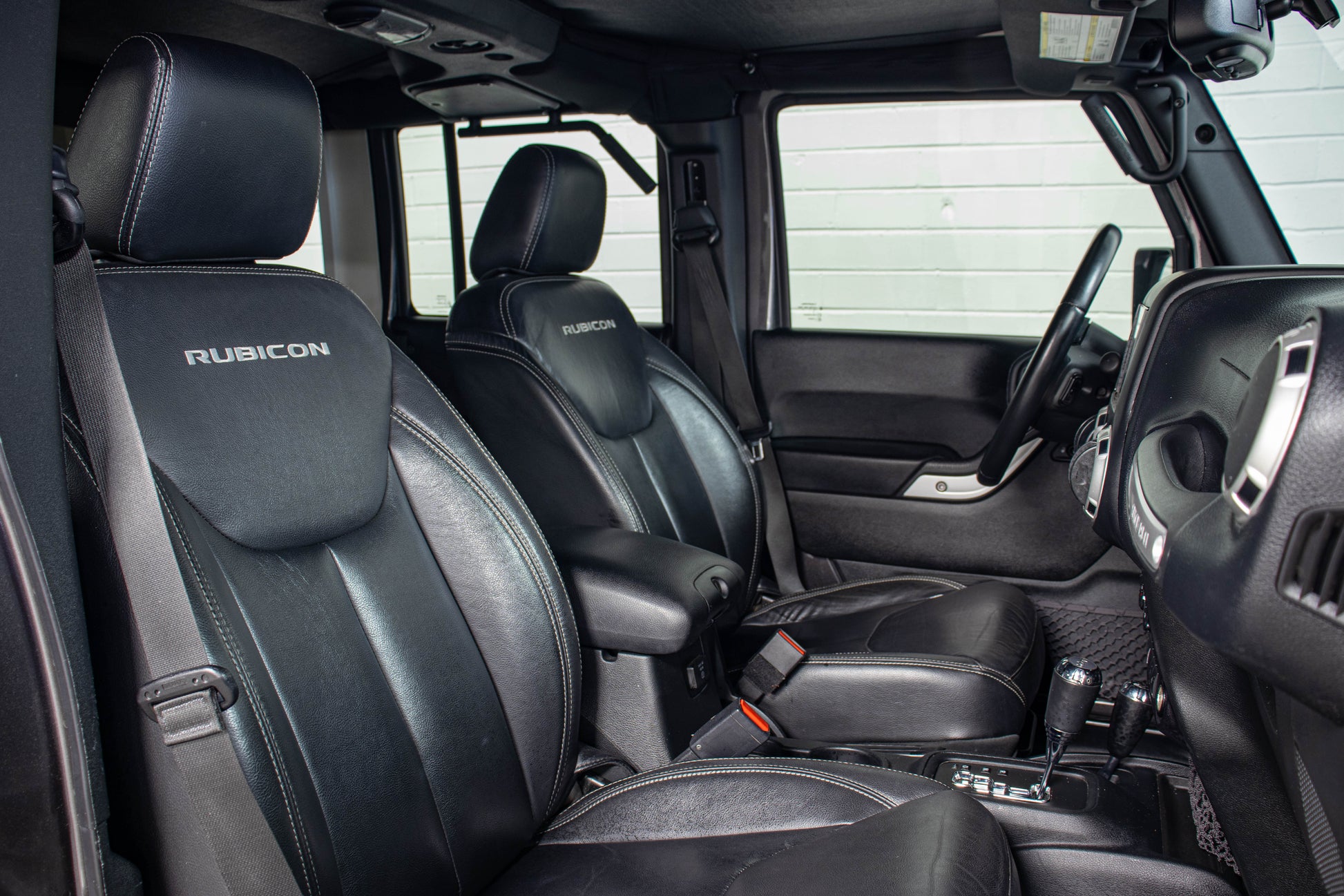 Pre-Owned 2016 Jeep Wrangler JK Unlimited Rubicon Hard Top Granite Crystal, 113k Miles