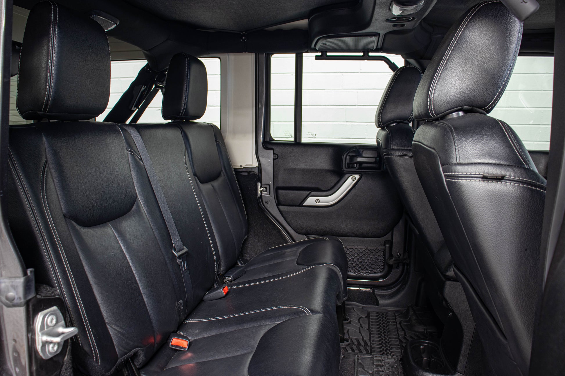 Pre-Owned 2016 Jeep Wrangler JK Unlimited Rubicon Hard Top Granite Crystal, 113k Miles