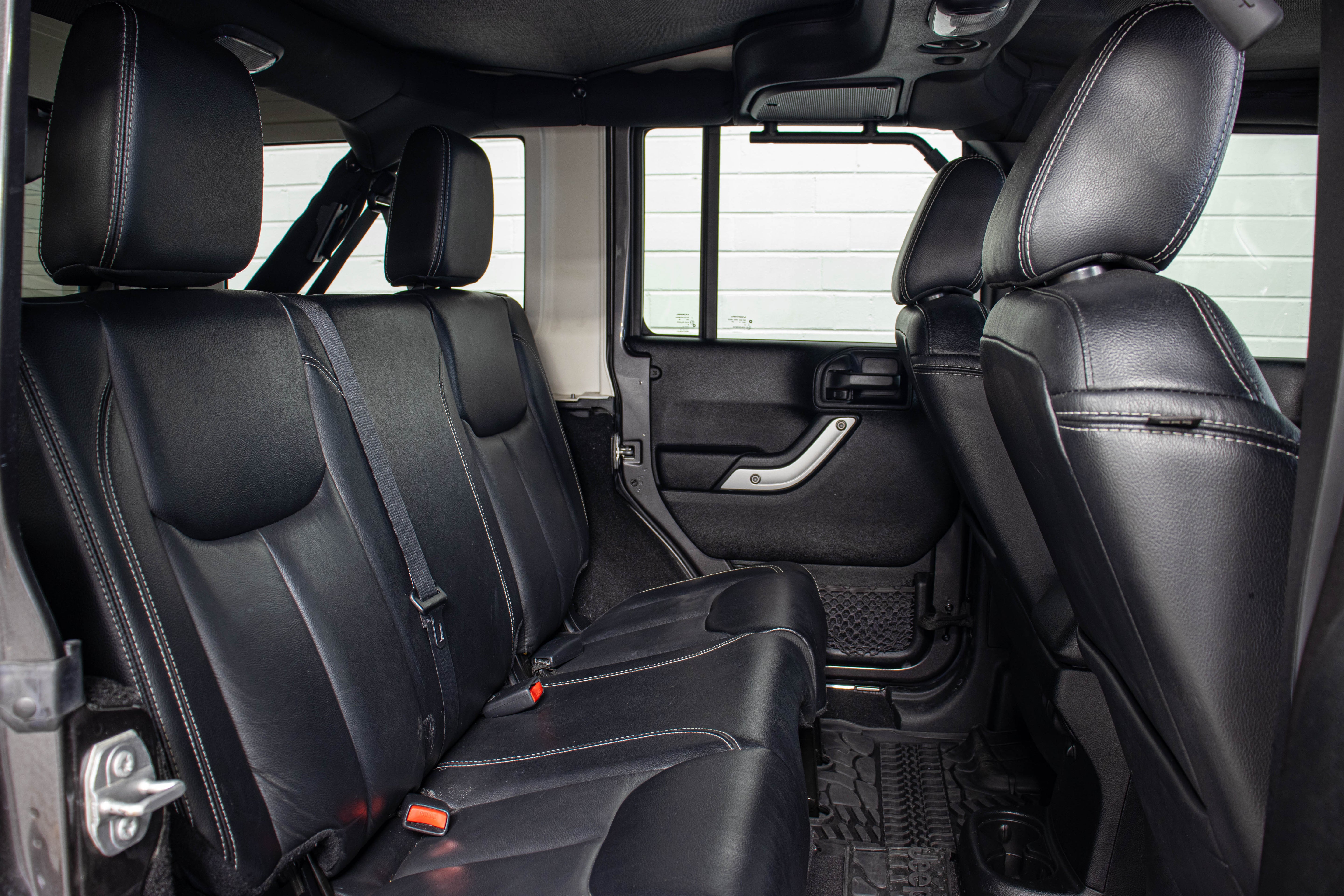 Pre-Owned 2016 Jeep Wrangler JK Unlimited Rubicon Hard Top Granite Crystal, 113k Miles