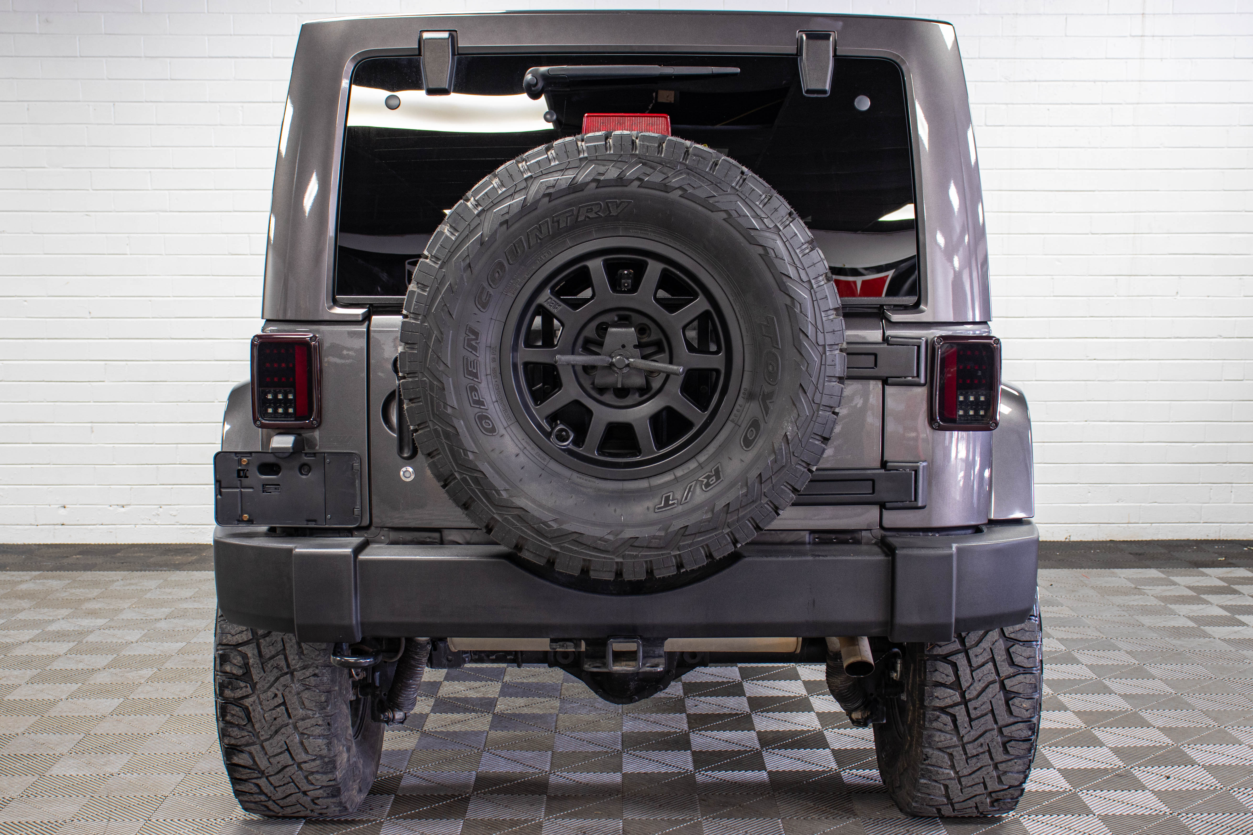 Pre-Owned 2016 Jeep Wrangler JK Unlimited Rubicon Hard Top Granite Crystal, 113k Miles