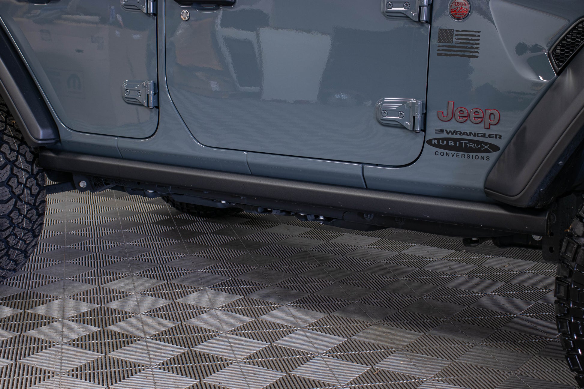 Pre-Owned 2024 Jeep Wrangler JL Unlimited Rubicon Hard Top Anvil, 30k Miles