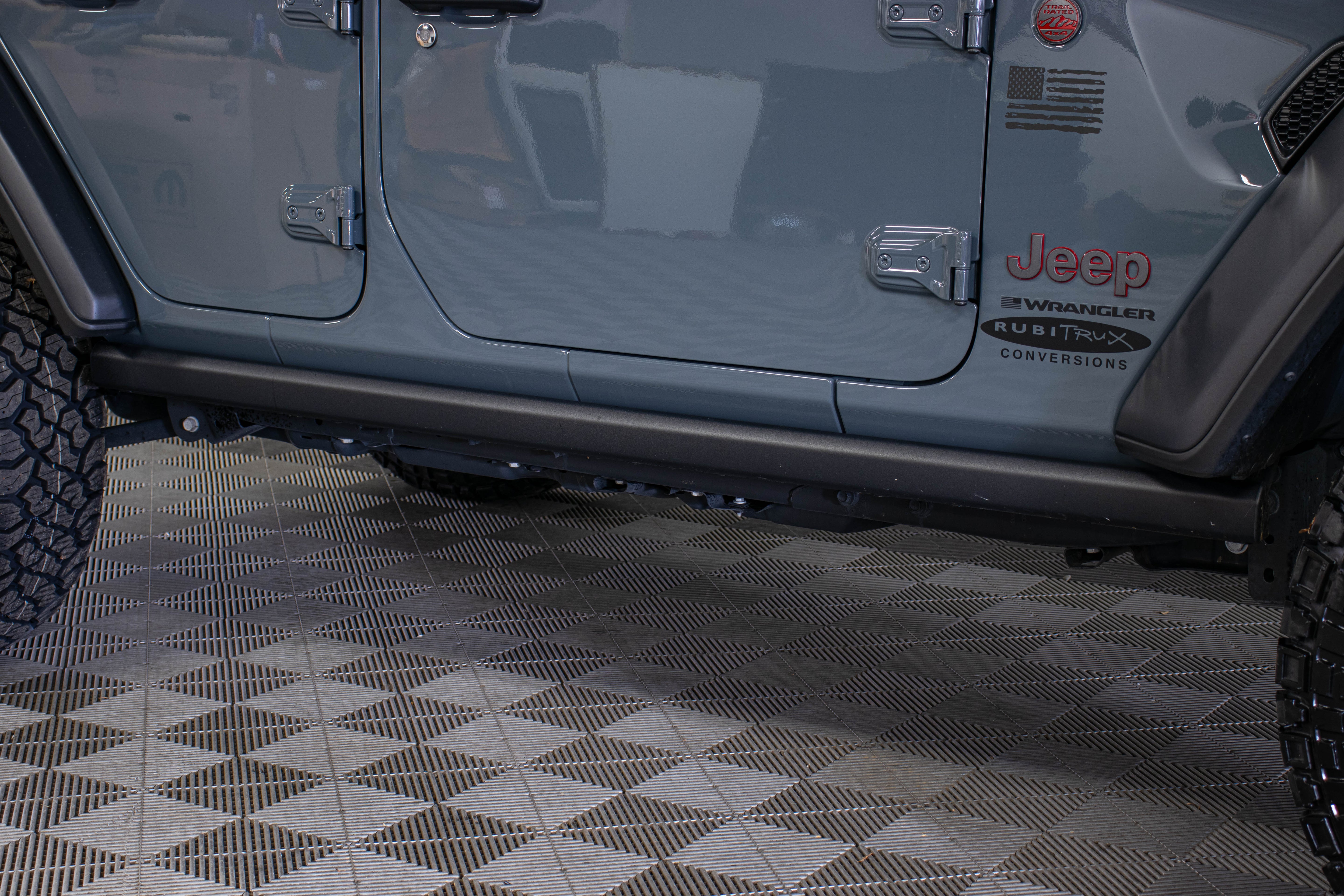 Pre-Owned 2024 Jeep Wrangler JL Unlimited Rubicon Hard Top Anvil, 30k Miles