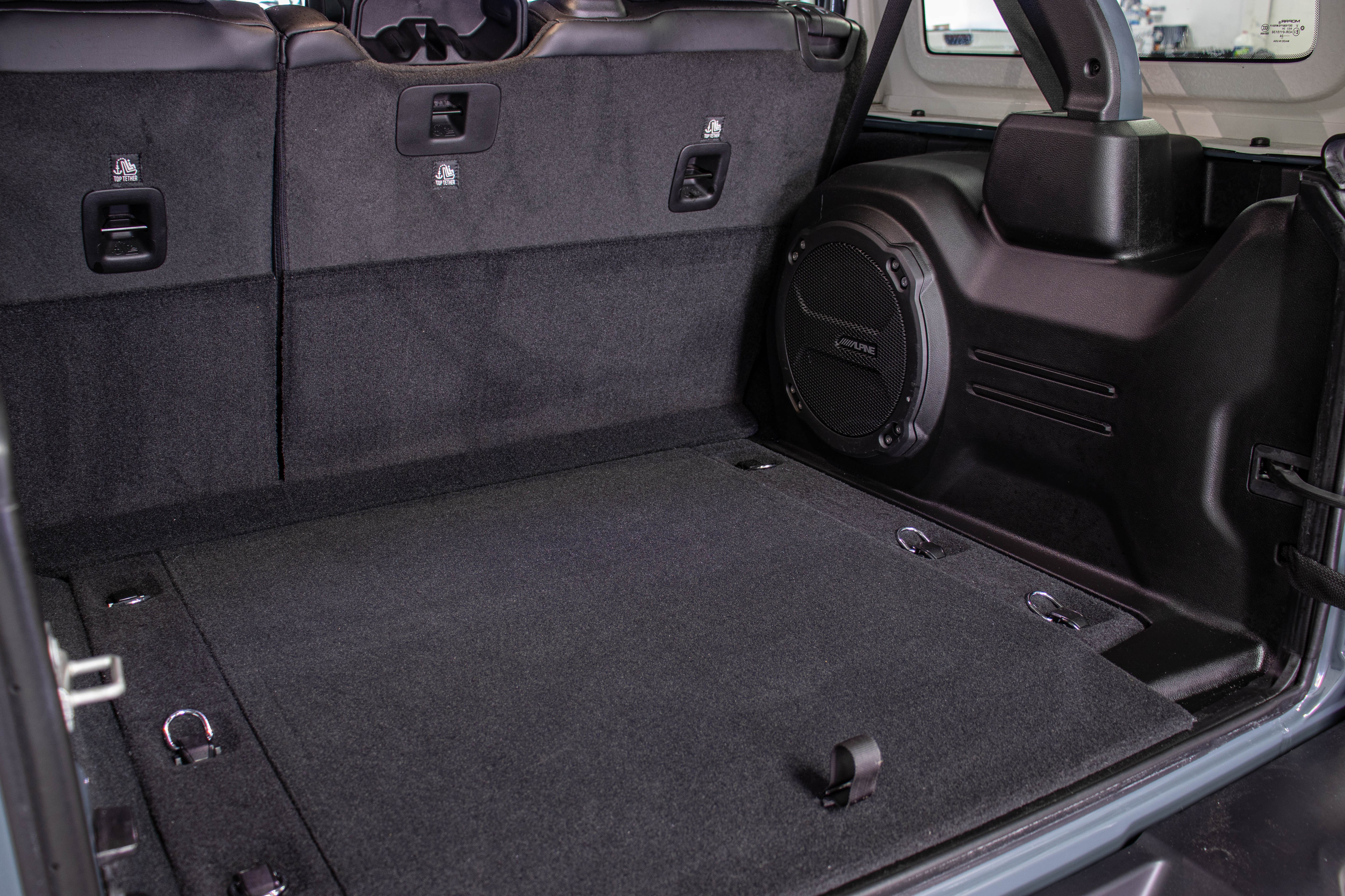 Pre-Owned 2024 Jeep Wrangler JL Unlimited Rubicon Hard Top Anvil, 30k Miles