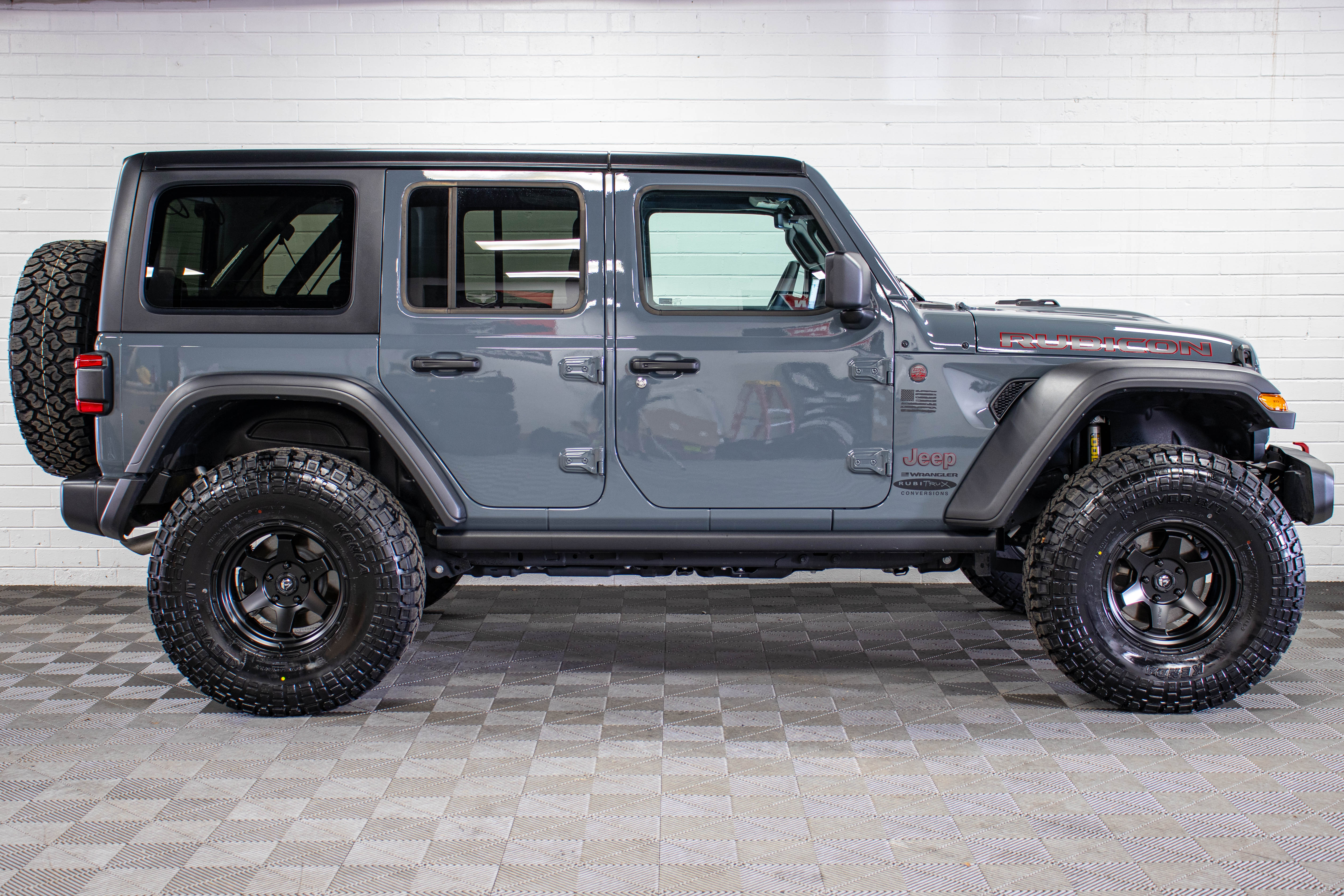 Pre-Owned 2024 Jeep Wrangler JL Unlimited Rubicon Hard Top Anvil, 30k Miles