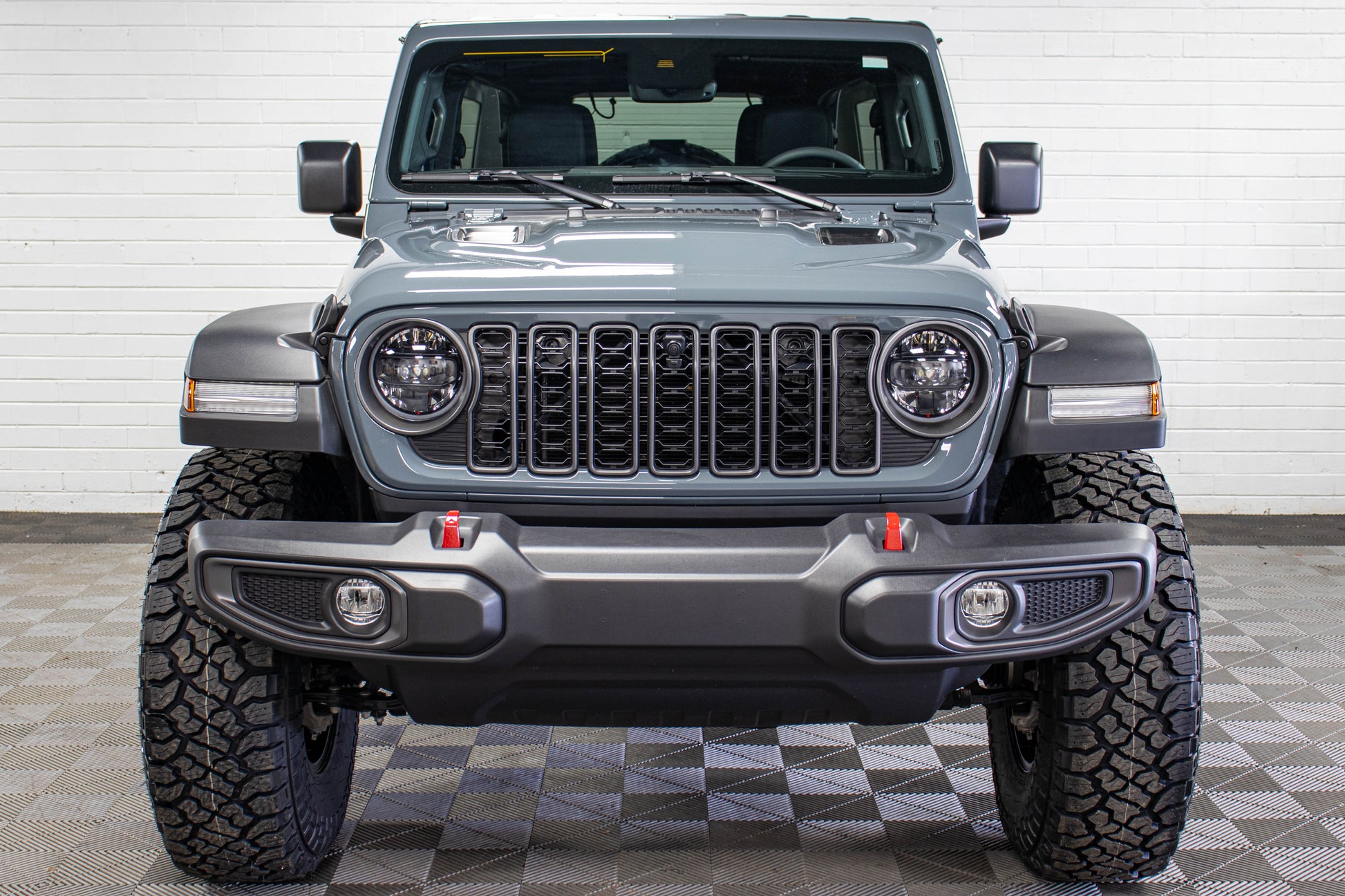 Pre-Owned 2024 Jeep Wrangler JL Unlimited Rubicon Hard Top Anvil, 30k Miles