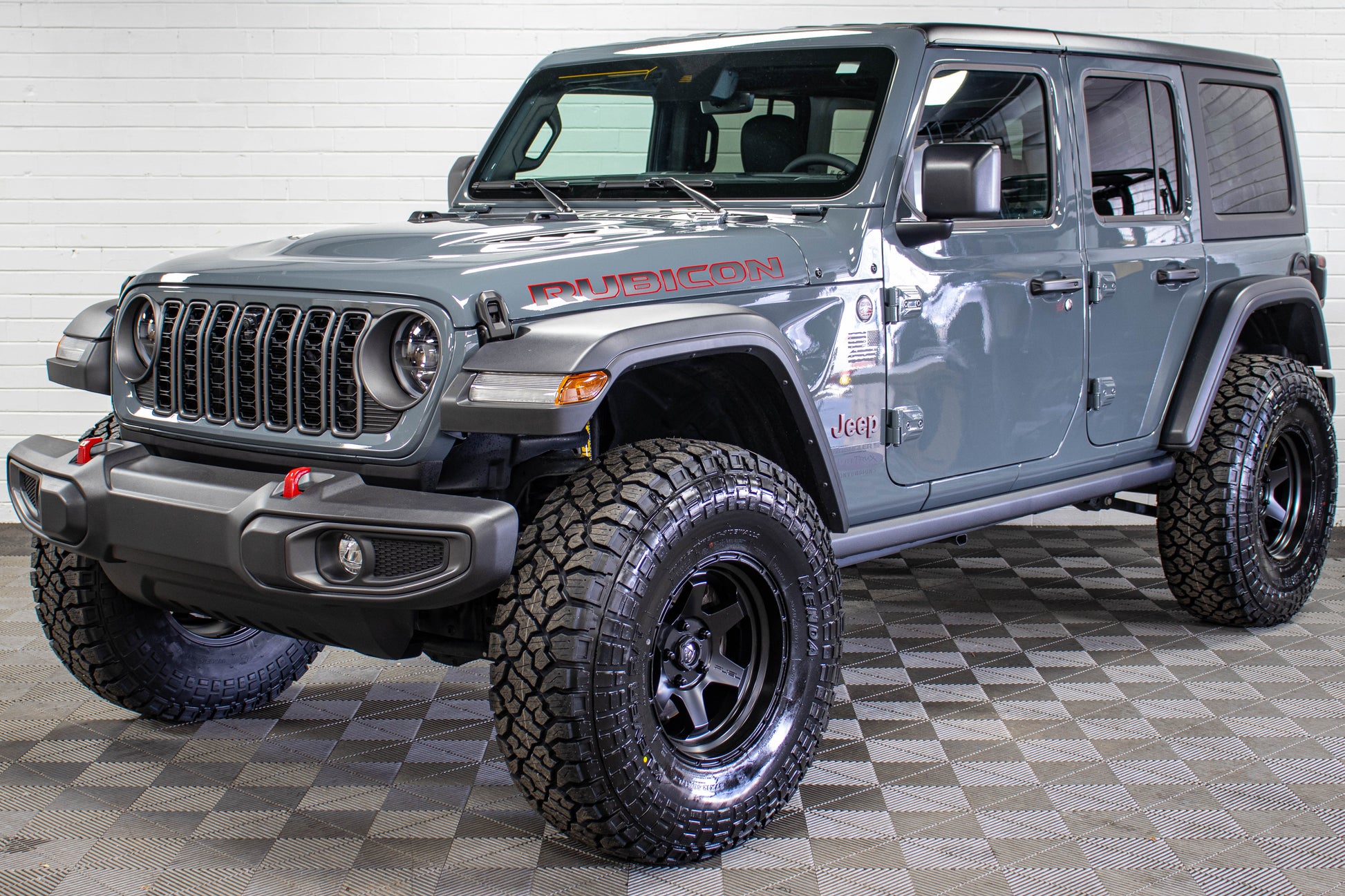 Pre-Owned 2024 Jeep Wrangler JL Unlimited Rubicon Hard Top Anvil, 30k Miles