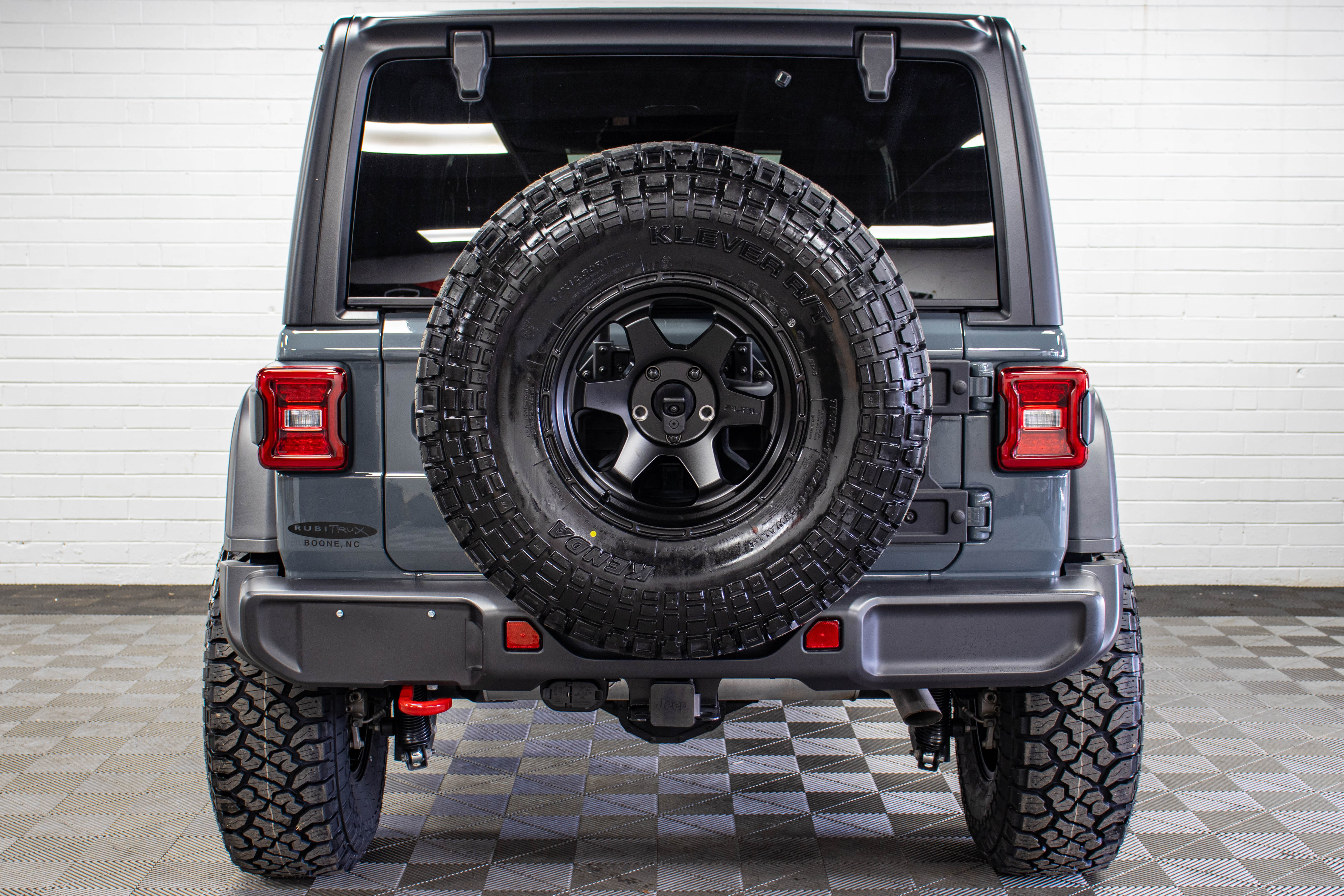 Pre-Owned 2024 Jeep Wrangler JL Unlimited Rubicon Hard Top Anvil, 30k Miles