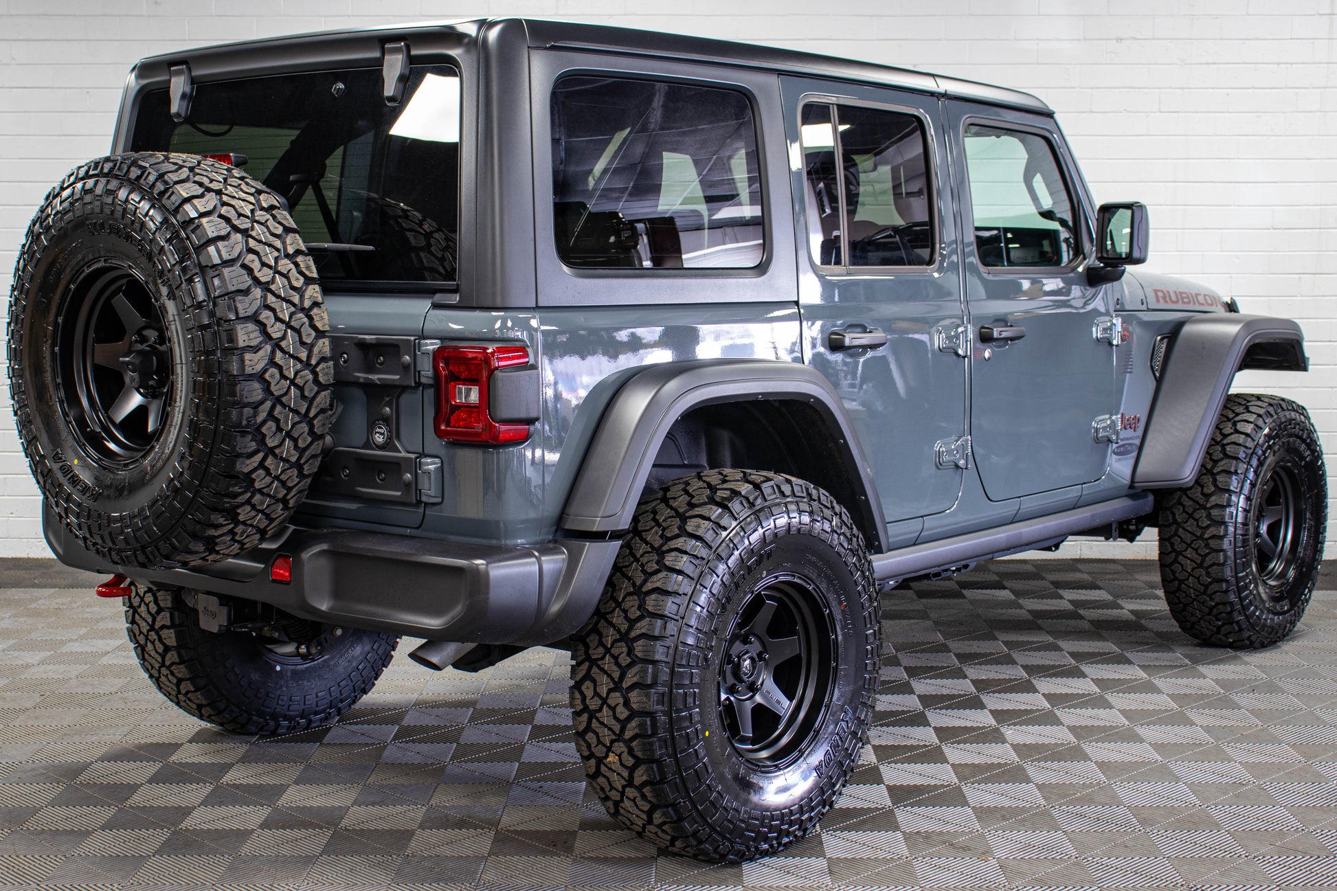 Pre-Owned 2024 Jeep Wrangler JL Unlimited Rubicon Hard Top Anvil, 30k Miles