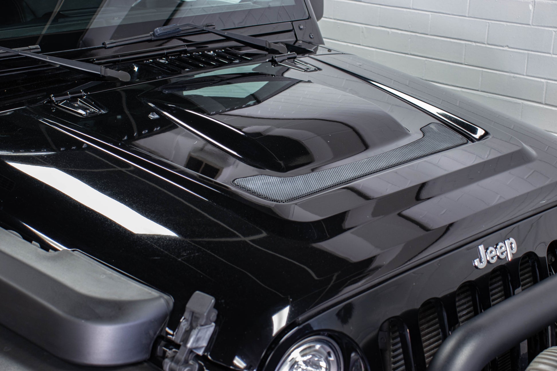 Pre-Owned 2017 Jeep Wrangler JK Unlimited Rubicon AEV 20A JK350 Hard Top Black, 78k Miles