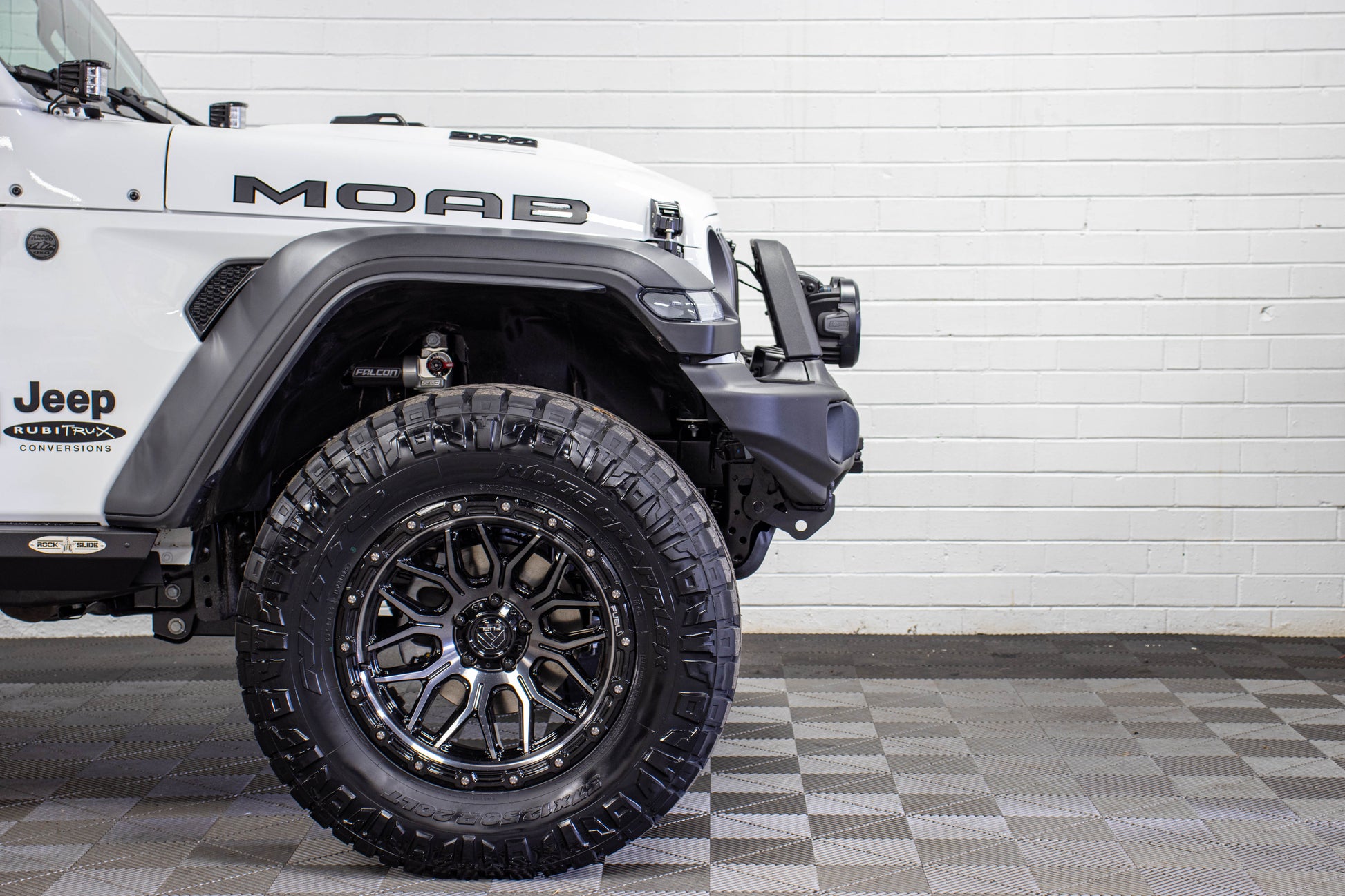 2026 Jeep Wrangler JLU Moab 392 Power Top Bright White