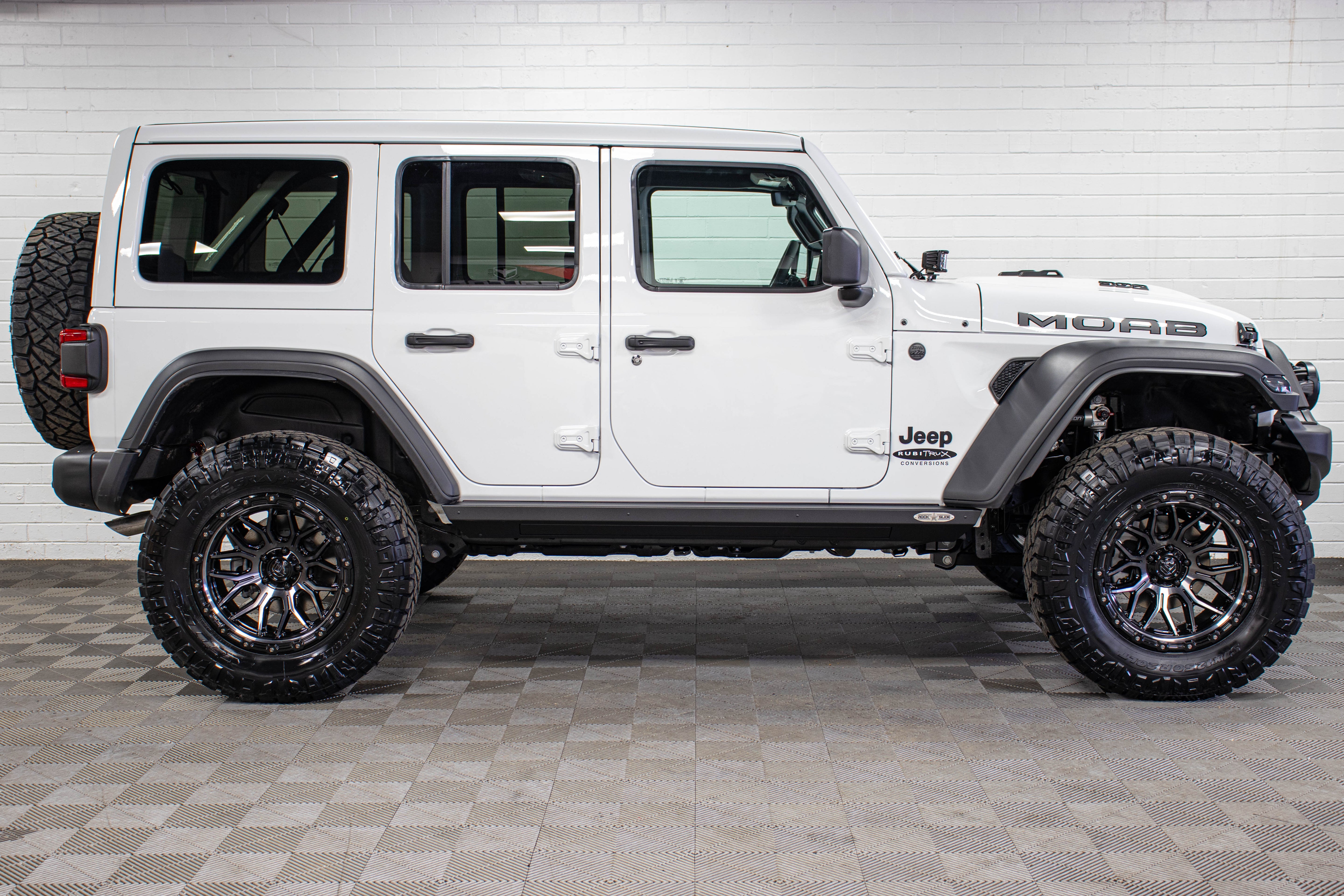 2026 Jeep Wrangler JL Unlimited Moab 392 Power Top Bright White