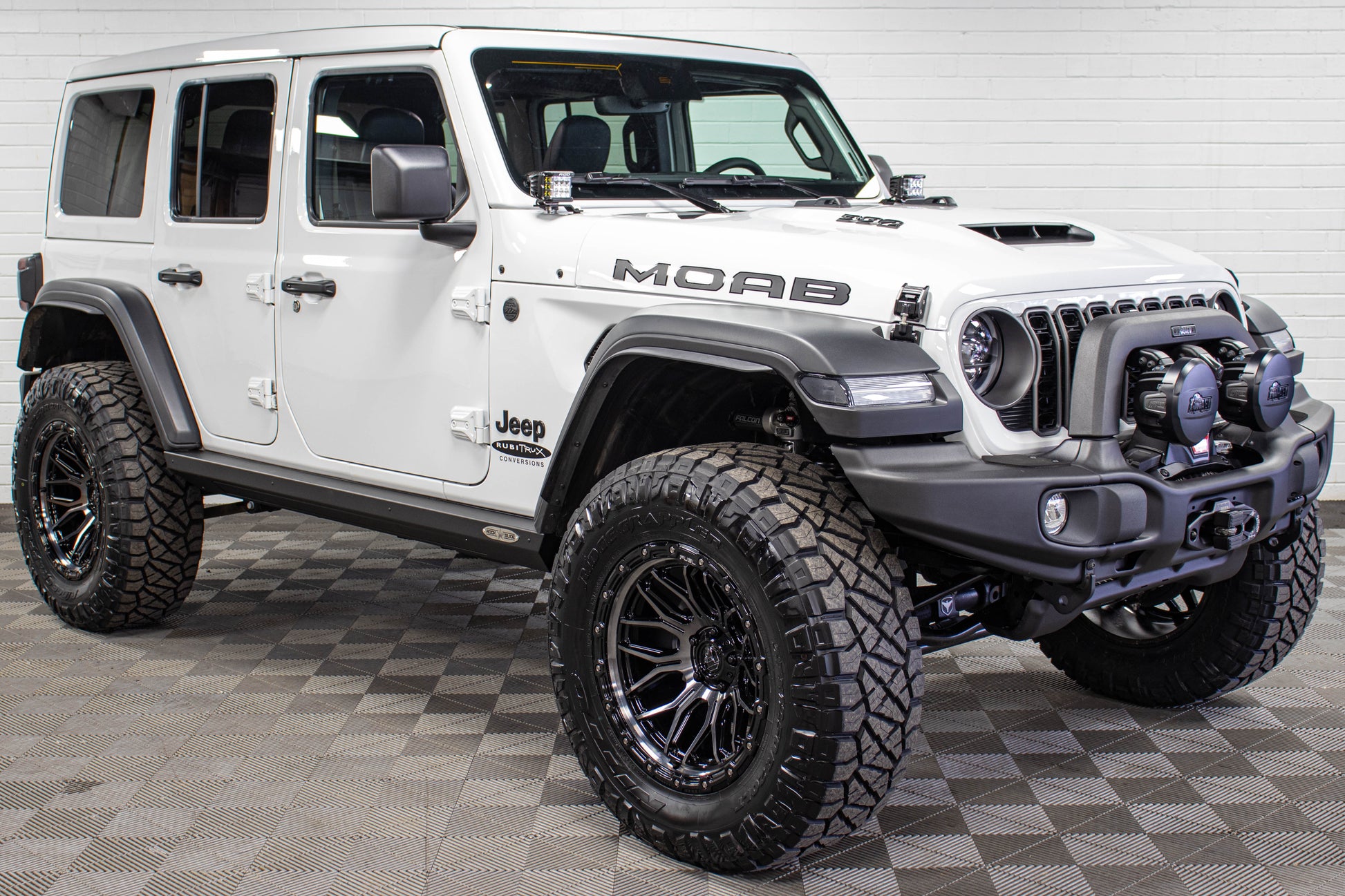 2026 Jeep Wrangler JLU Moab 392 Power Top Bright White