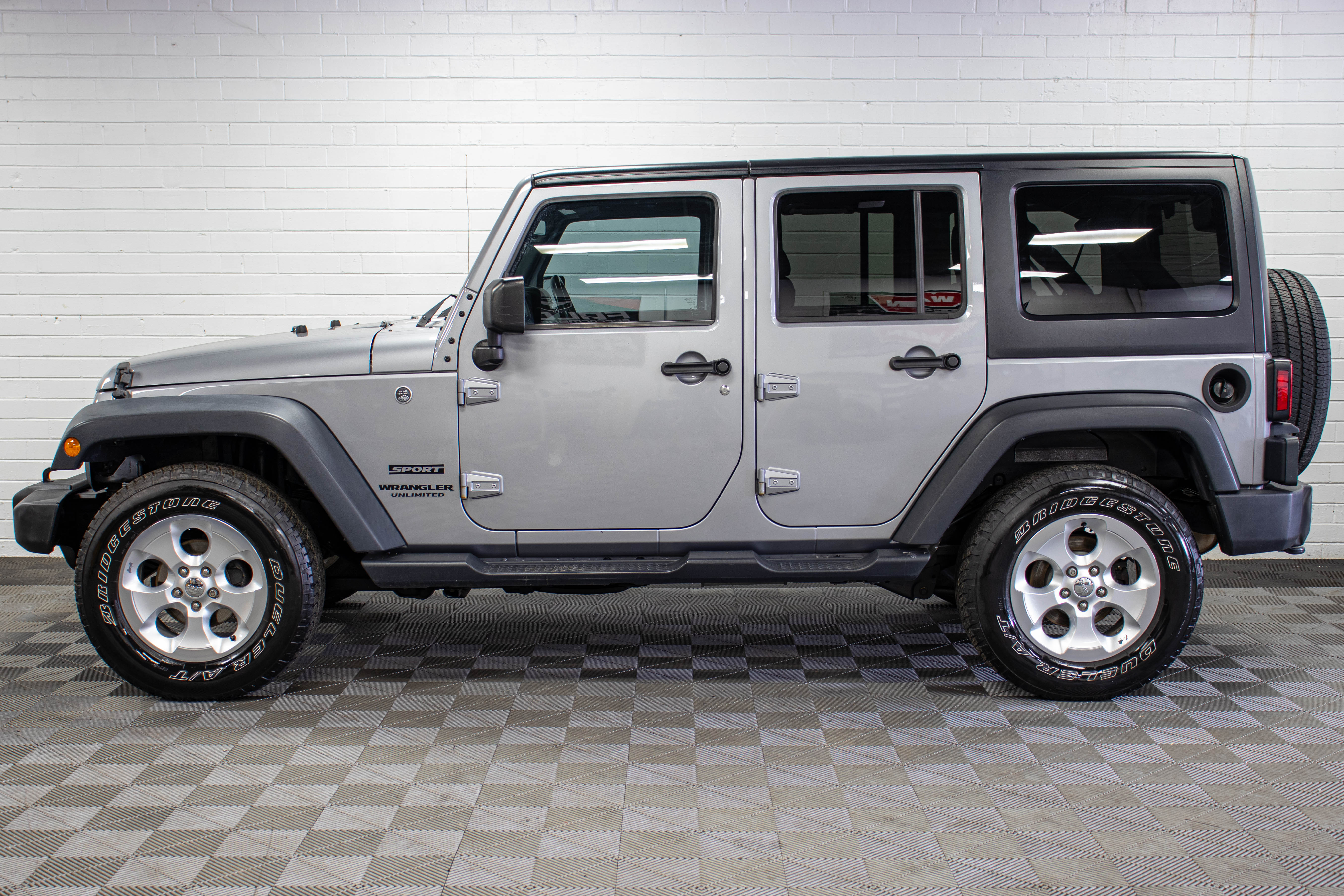 2016 Jeep Wrangler JKU Sport Hard Top Silver, 152k Miles