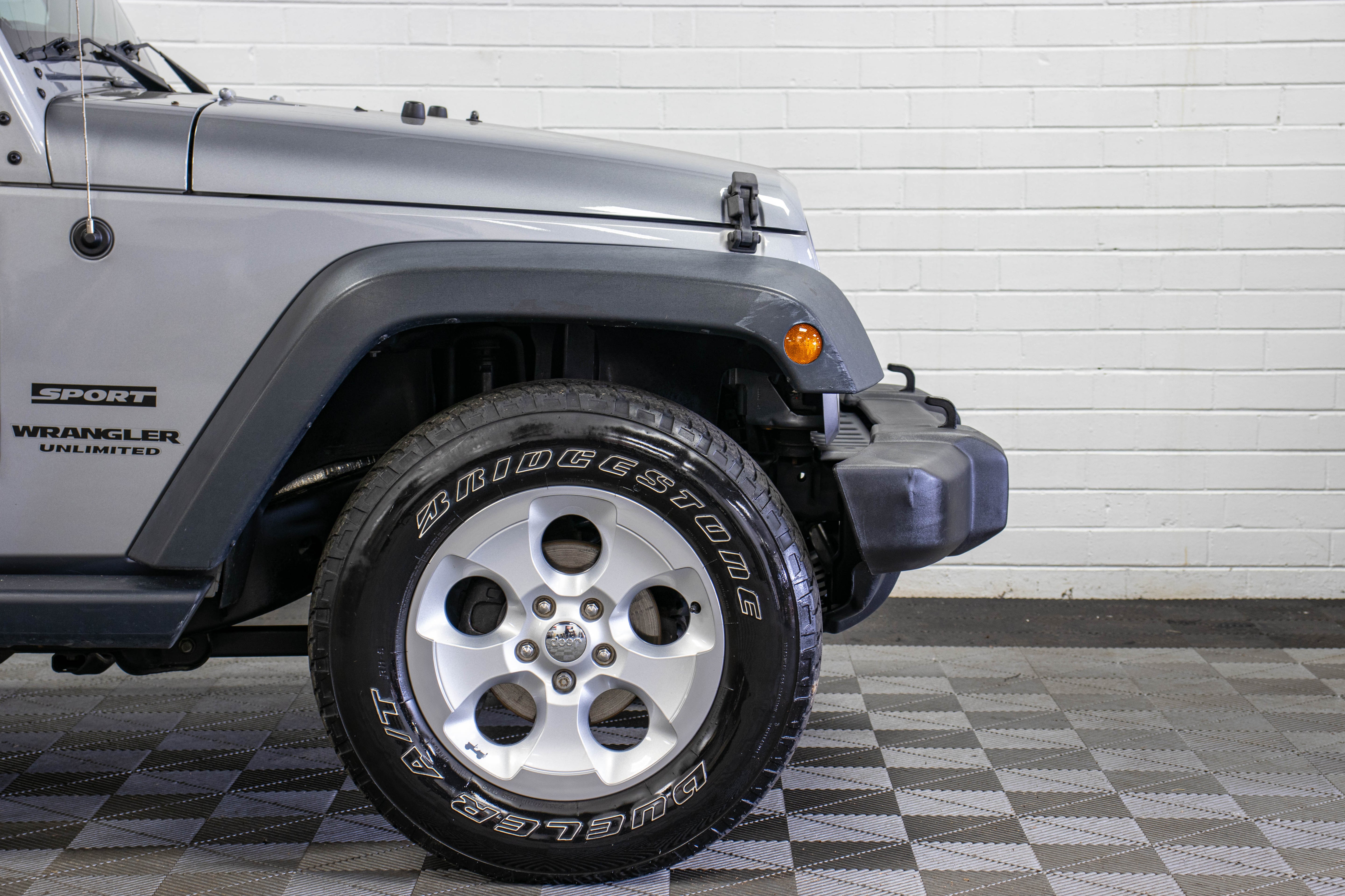 2016 Jeep Wrangler JKU Sport Hard Top Silver, 152k Miles