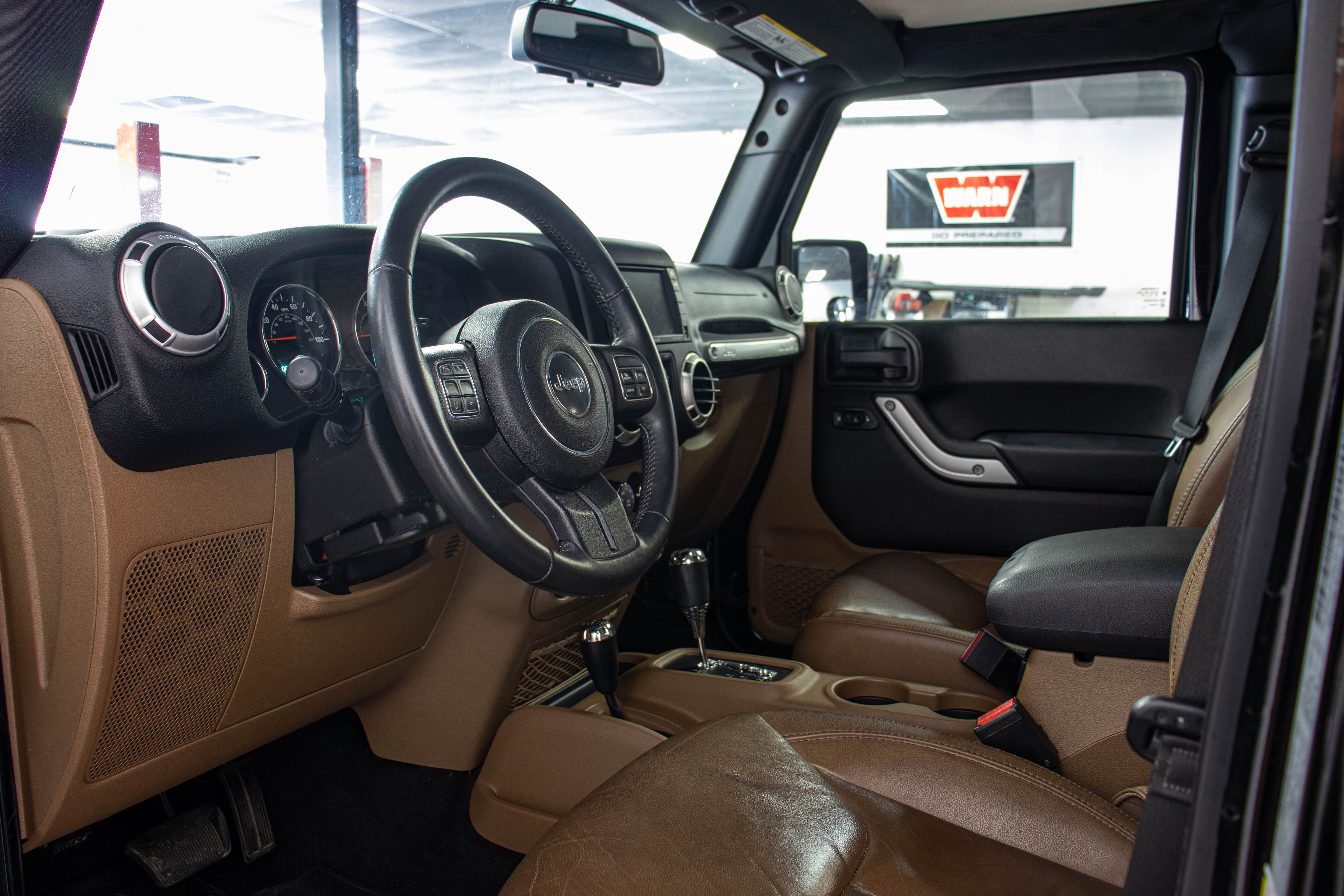 2016 Jeep Wrangler JKU Sahara HEMI Black, 102k Miles