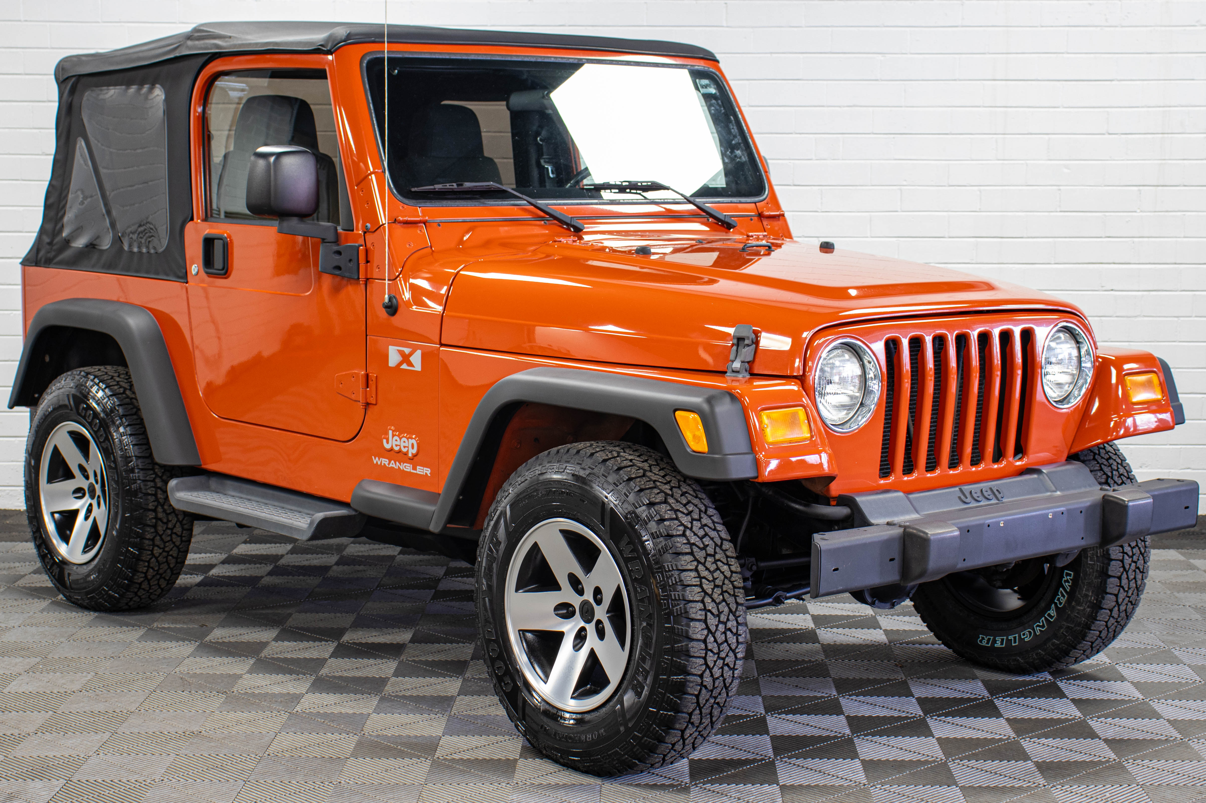 Pre-Owned 2006 Jeep Wrangler TJ X Soft Top Impact Orange - SOLD
