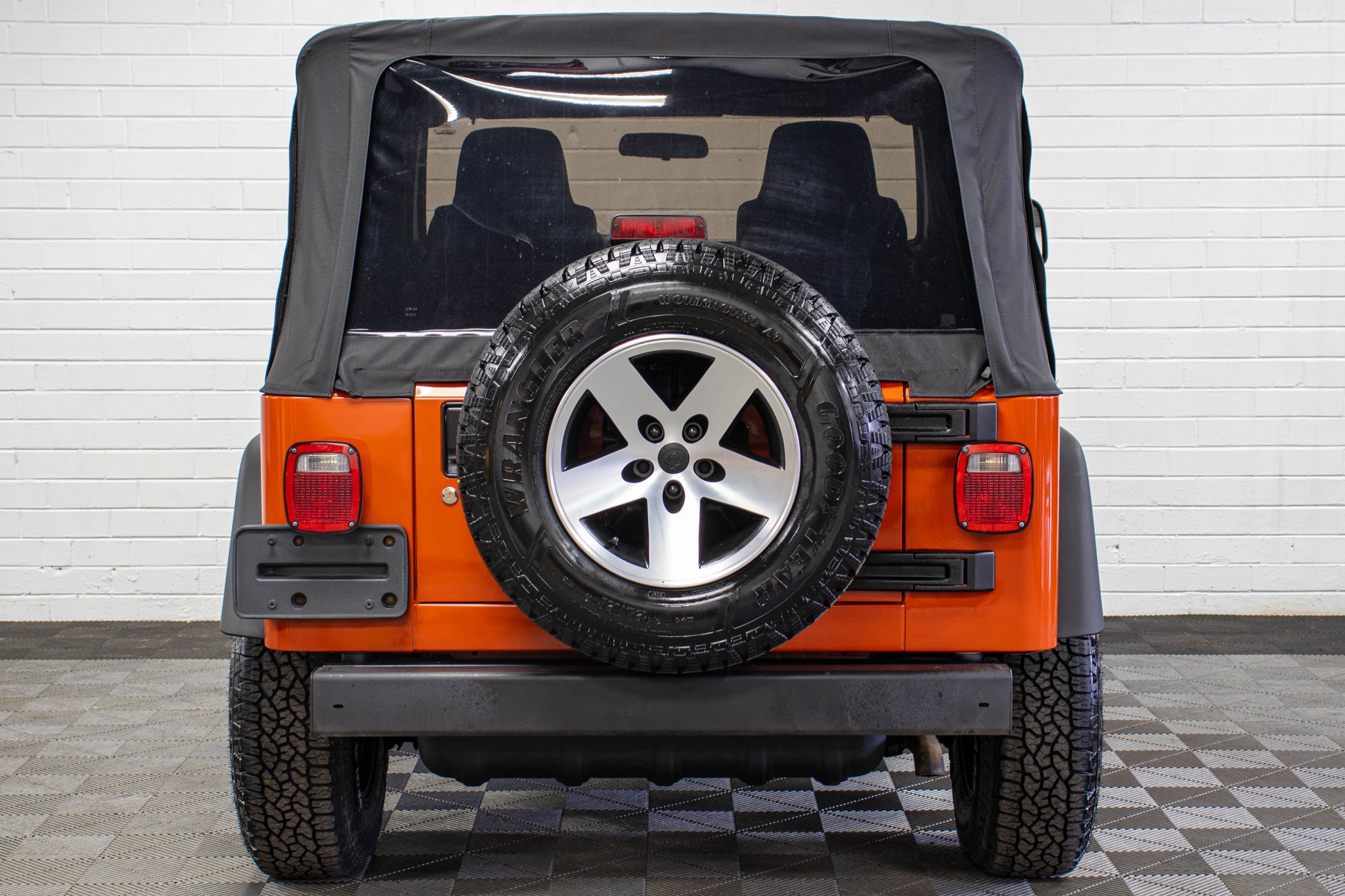 Pre-Owned 2006 Jeep Wrangler TJ X Soft Top Impact Orange - SOLD