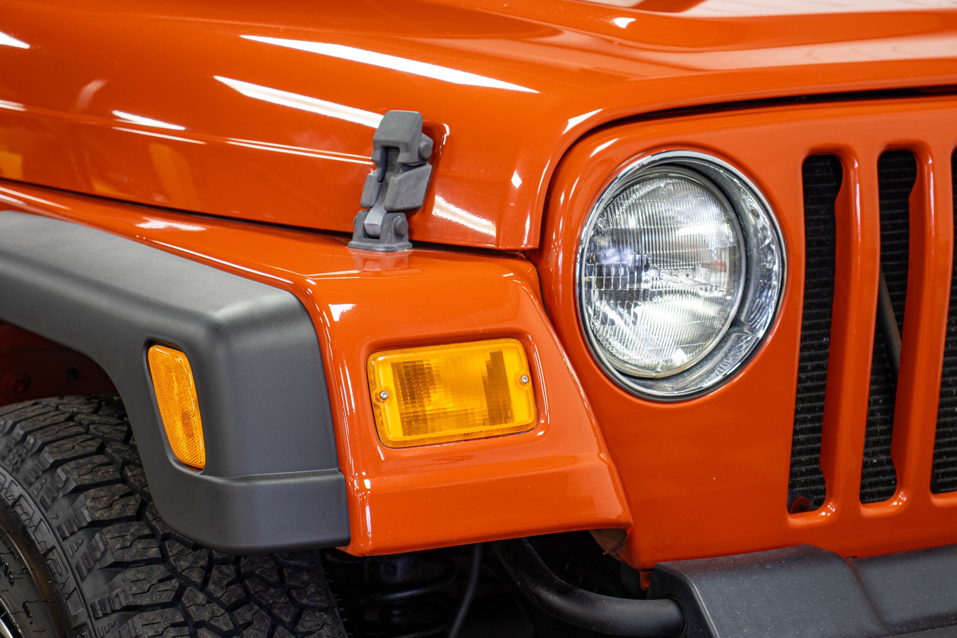 Pre-Owned 2006 Jeep Wrangler TJ X Soft Top Impact Orange - SOLD