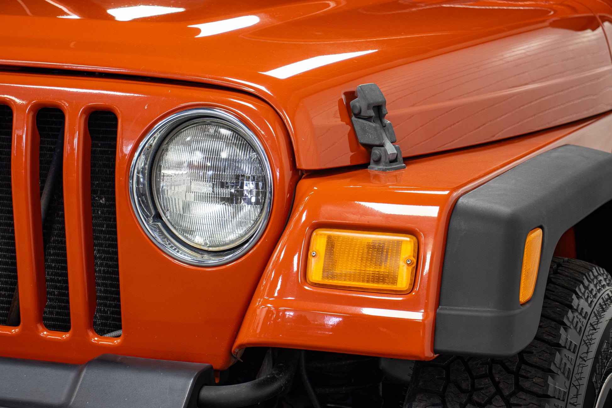 Pre-Owned 2006 Jeep Wrangler TJ X Soft Top Impact Orange - SOLD