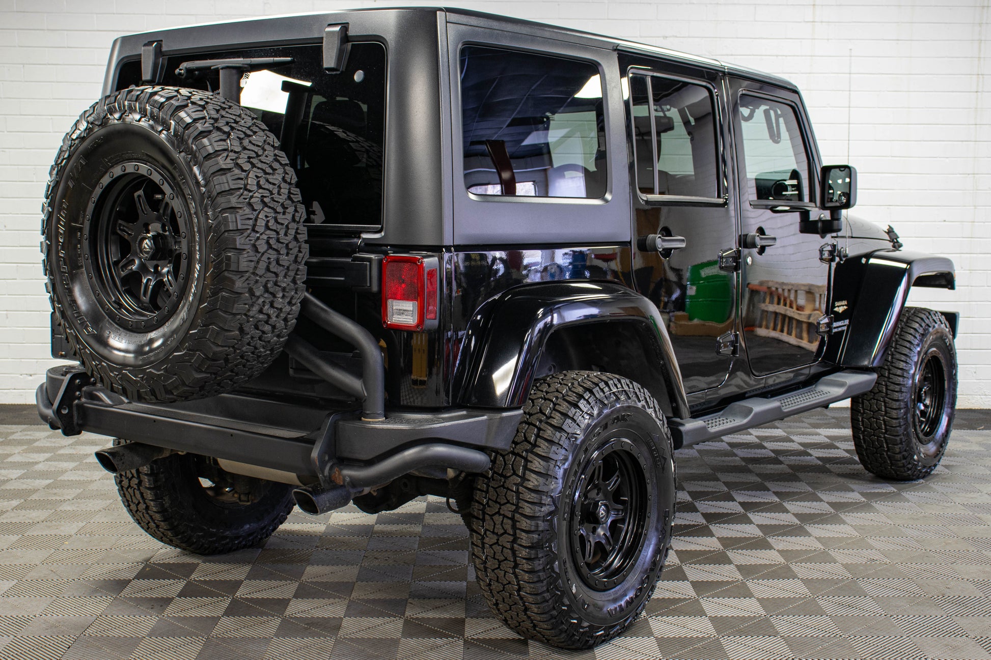 2013 Jeep Wrangler JKU Sahara Hard Top Black, 69k Miles