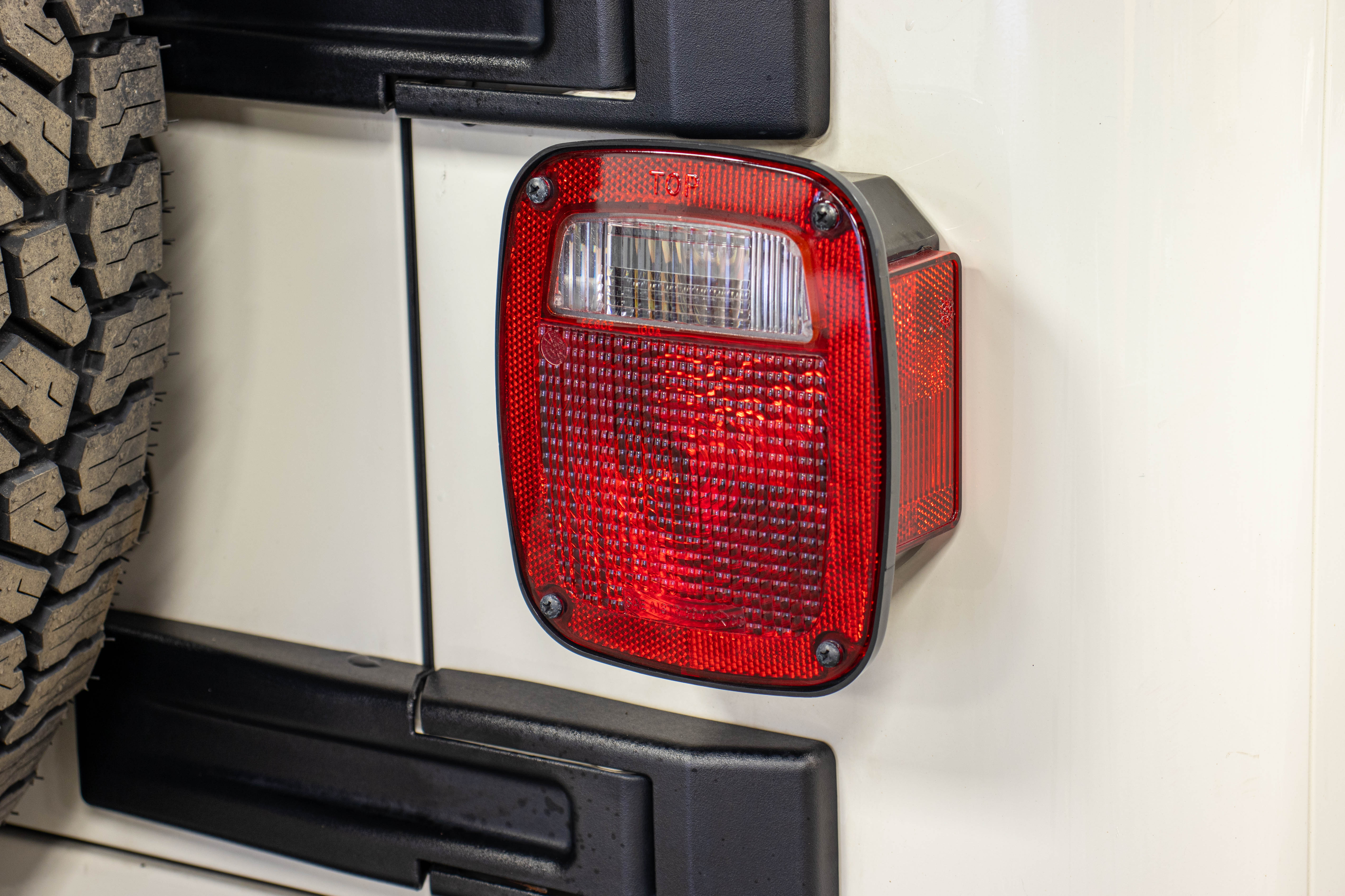 2005 Jeep Wrangler TJ Rubicon Dual Top Stone White - SOLD