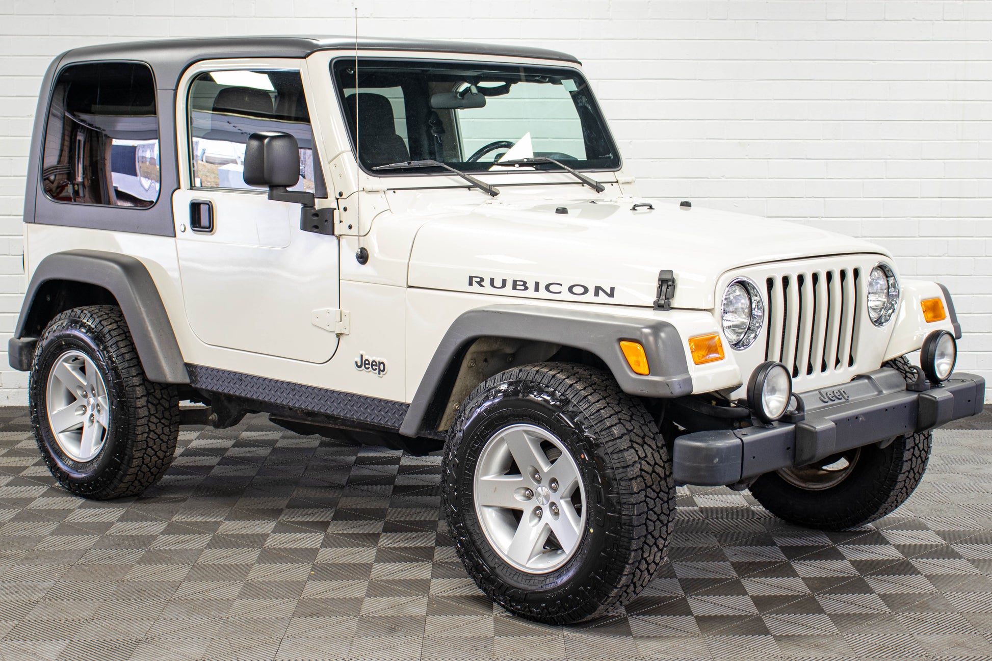 2005 Jeep Wrangler TJ Rubicon Dual Top Stone White - SOLD