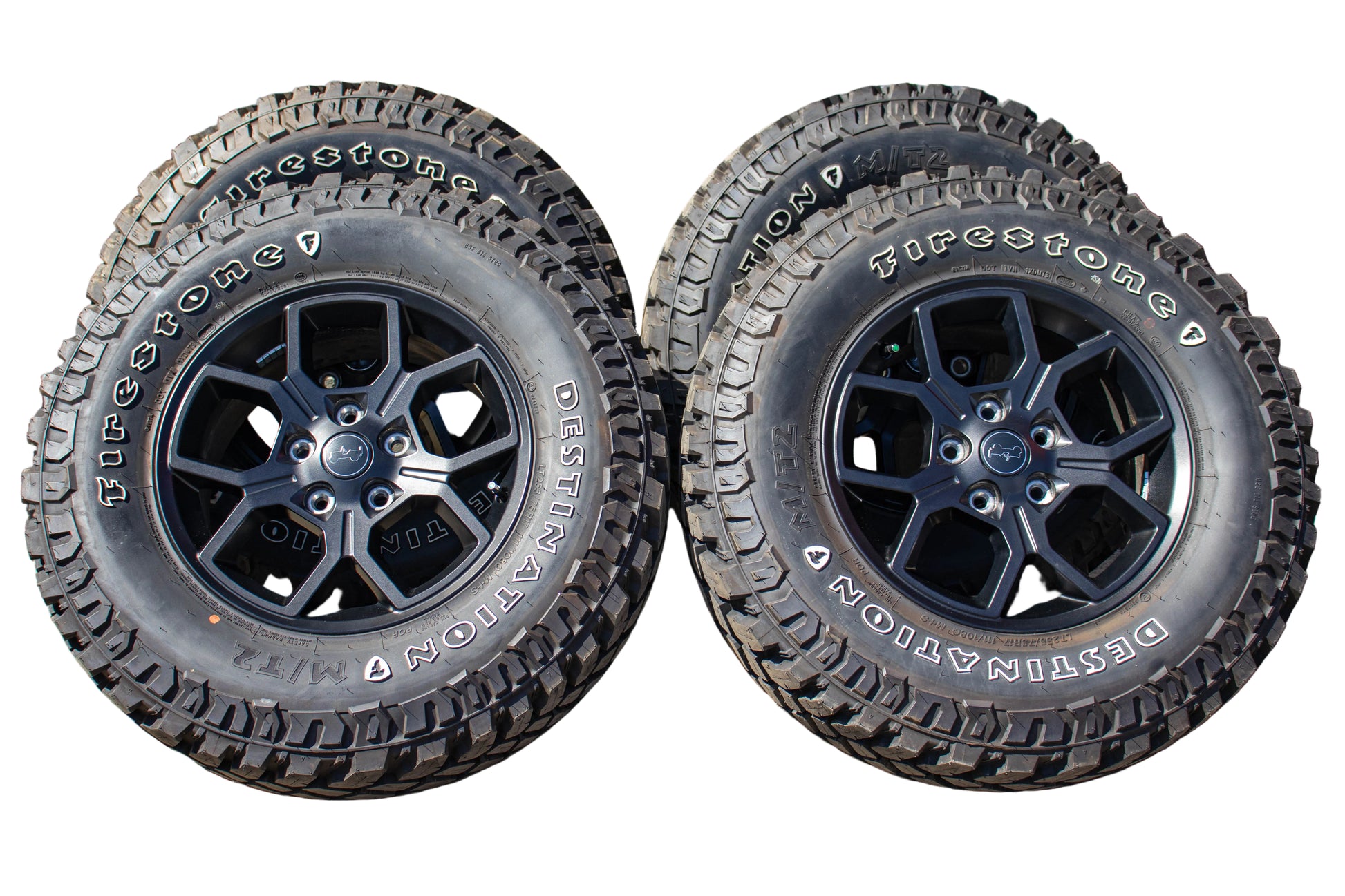 Jeep Gladiator JT Willys Wheels & Tires; 255/75R17 Firestone Destination M/T2