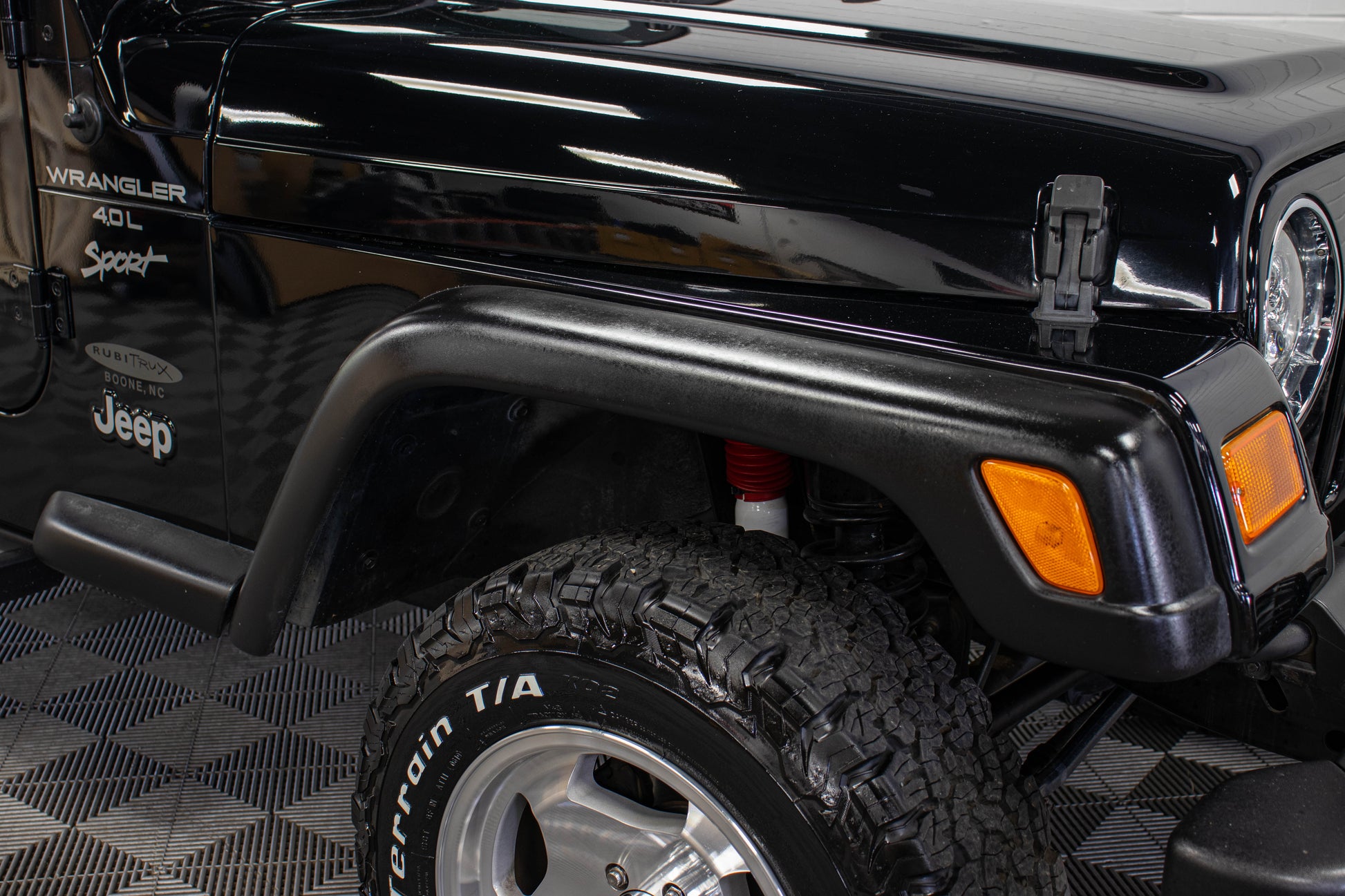 2001 Jeep Wrangler TJ Sport Soft Top Black, 39k Miles