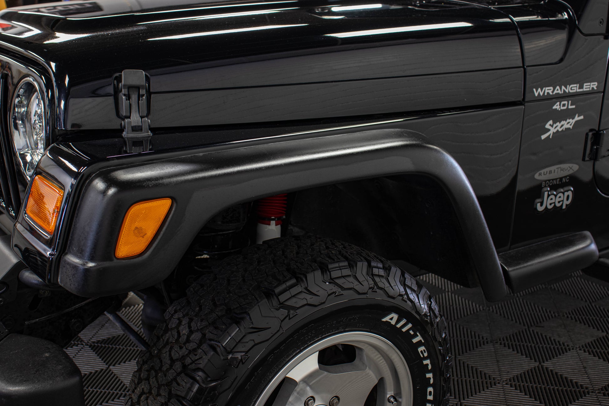 2001 Jeep Wrangler TJ Sport Soft Top Black, 39k Miles