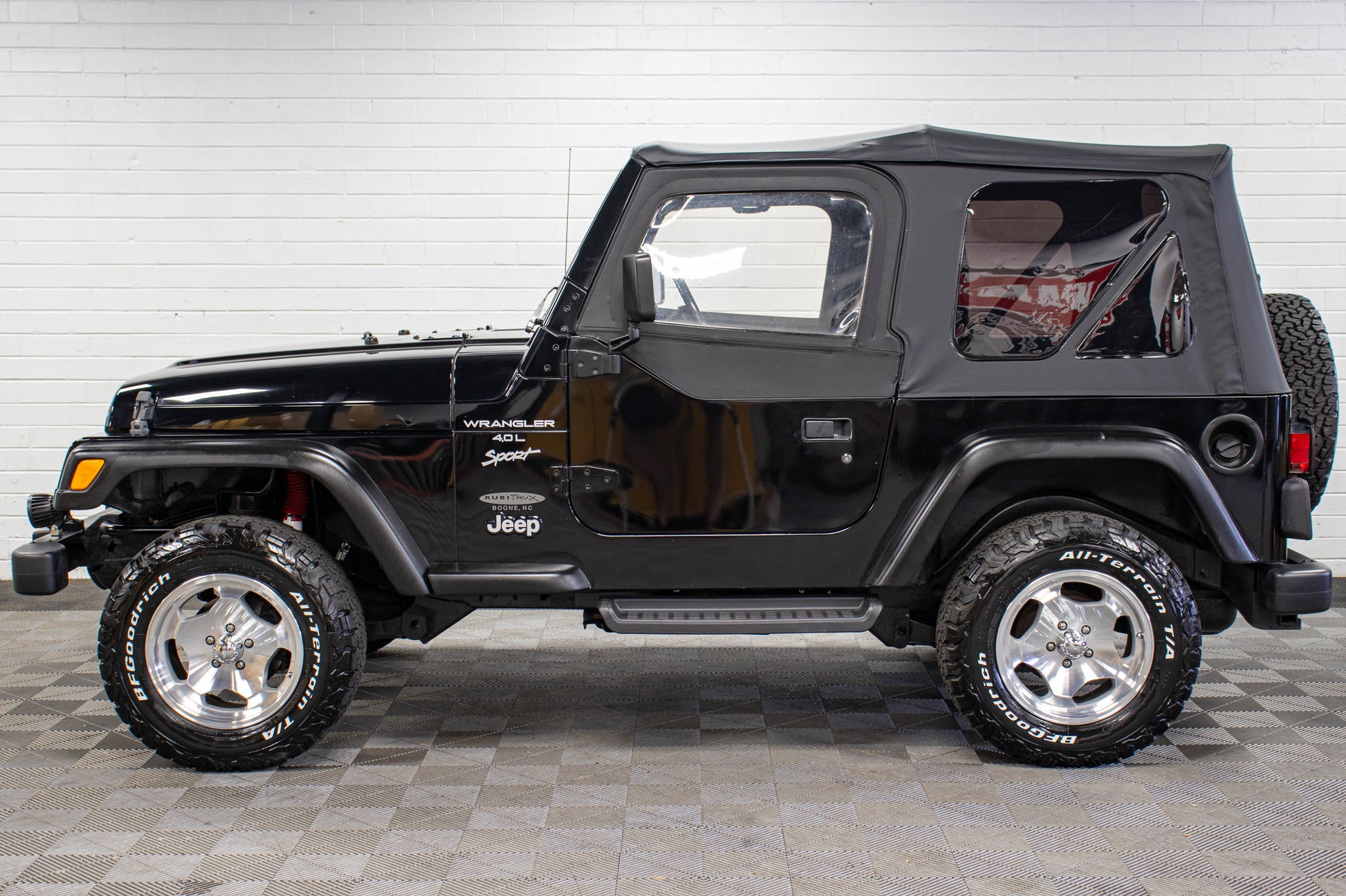 2001 Jeep Wrangler TJ Sport Soft Top Black, 39k Miles