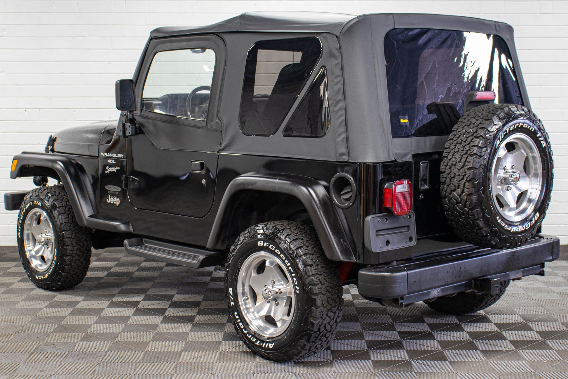2001 Jeep Wrangler TJ Sport Soft Top Black, 39k Miles