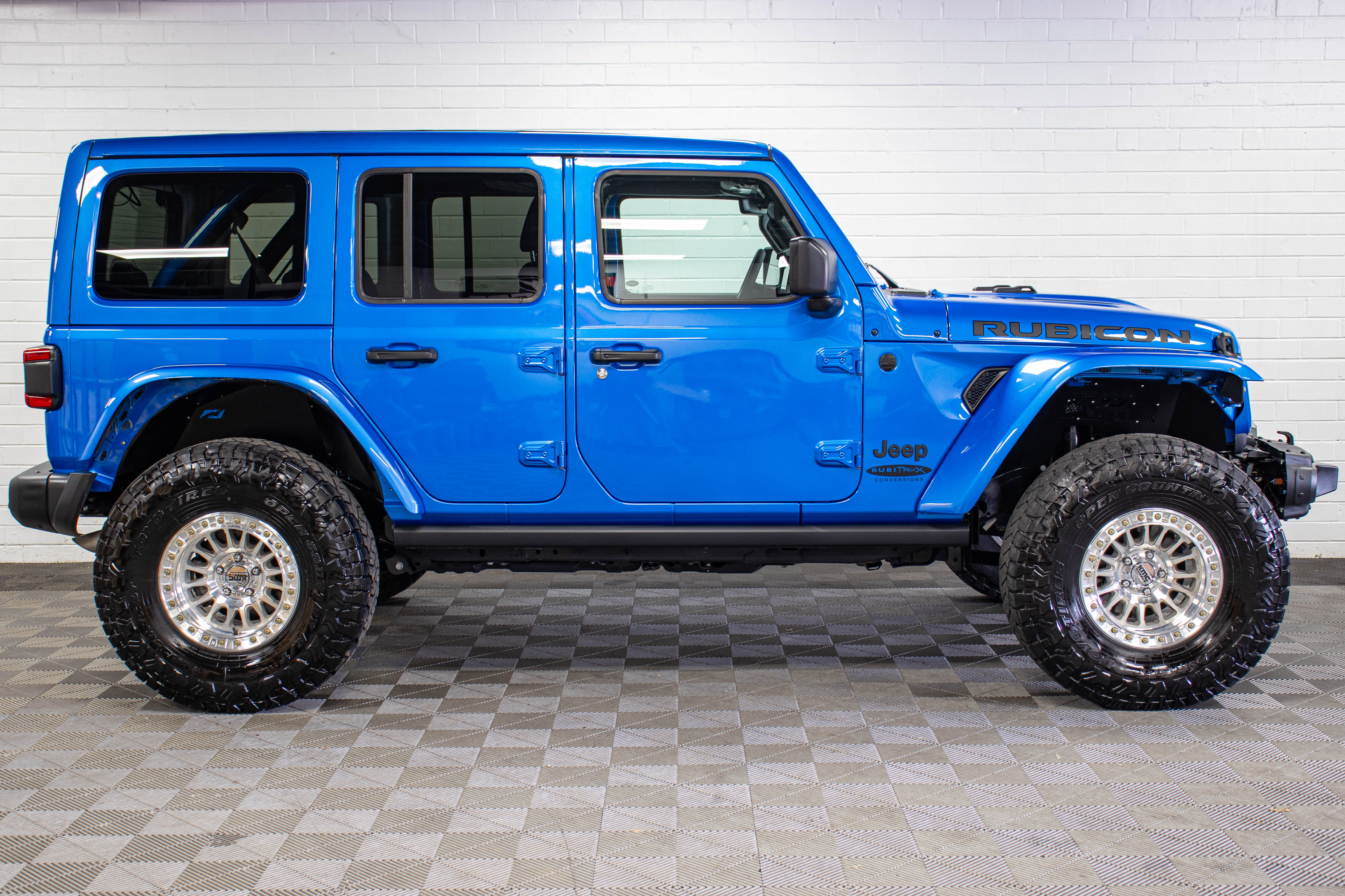 2024 Jeep Wrangler JLU Rubicon Power Top Hydro Blue, 15k Miles