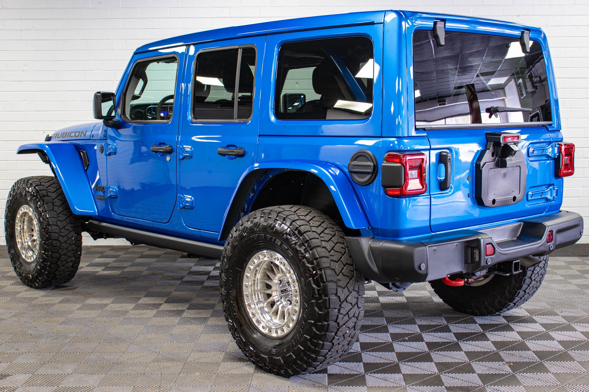 2024 Jeep Wrangler JLU Rubicon Power Top Hydro Blue, 15k Miles